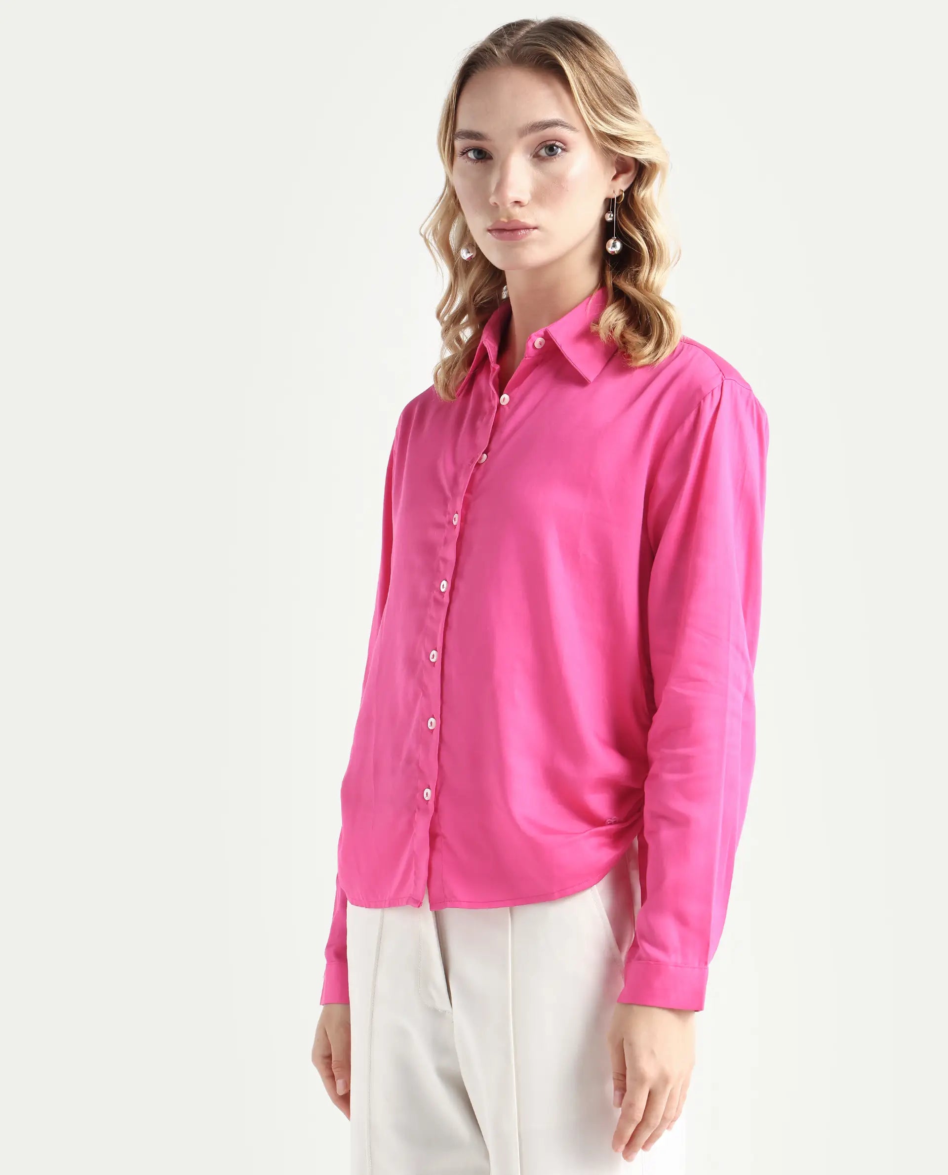 Rareism Women's Avocado Pink Cotton Spread Collar Plain Regular Fit Top