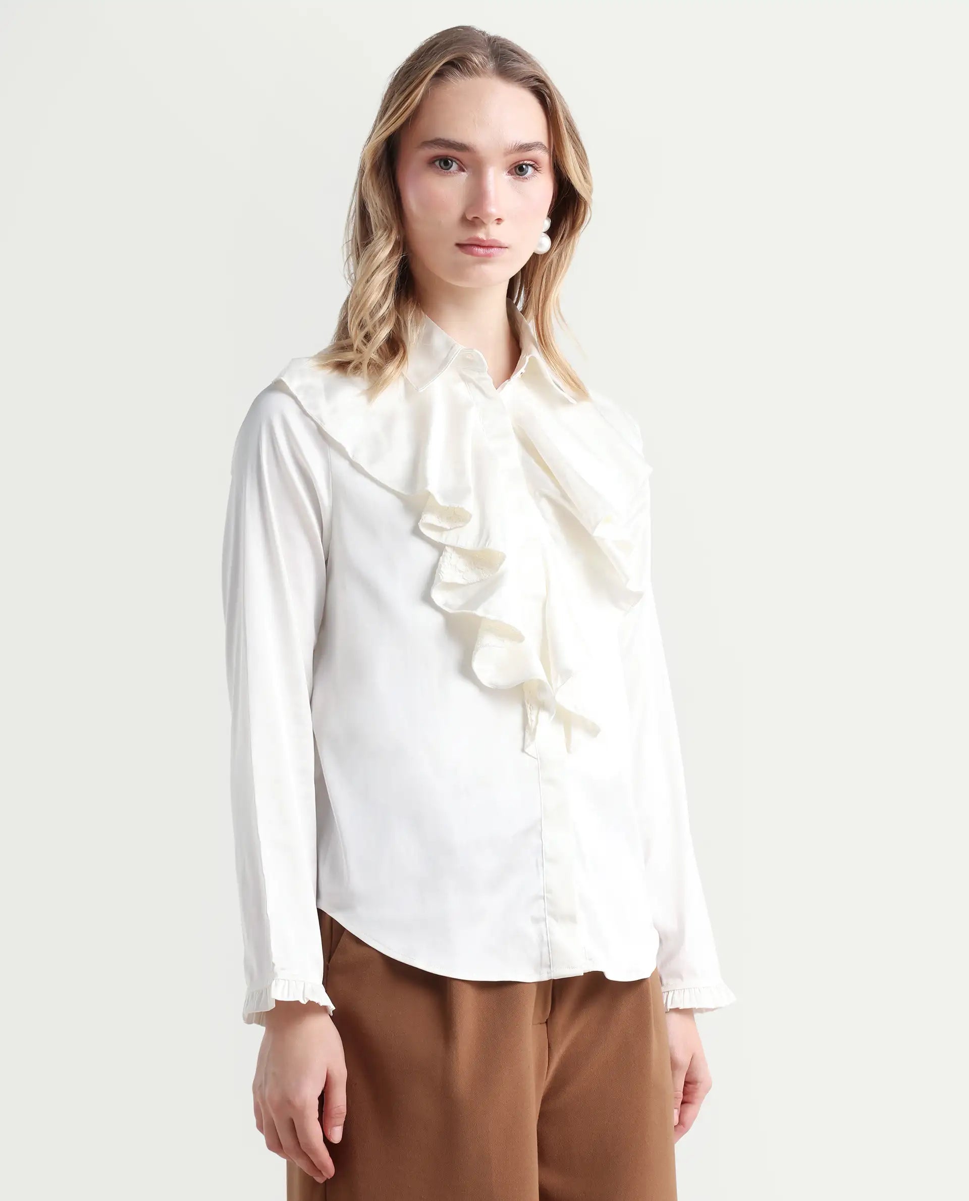 Rareism Women's Uitson Off White Polyester Sweetheart Neck Plain Raglan Sleeve Relaxed Fit Top