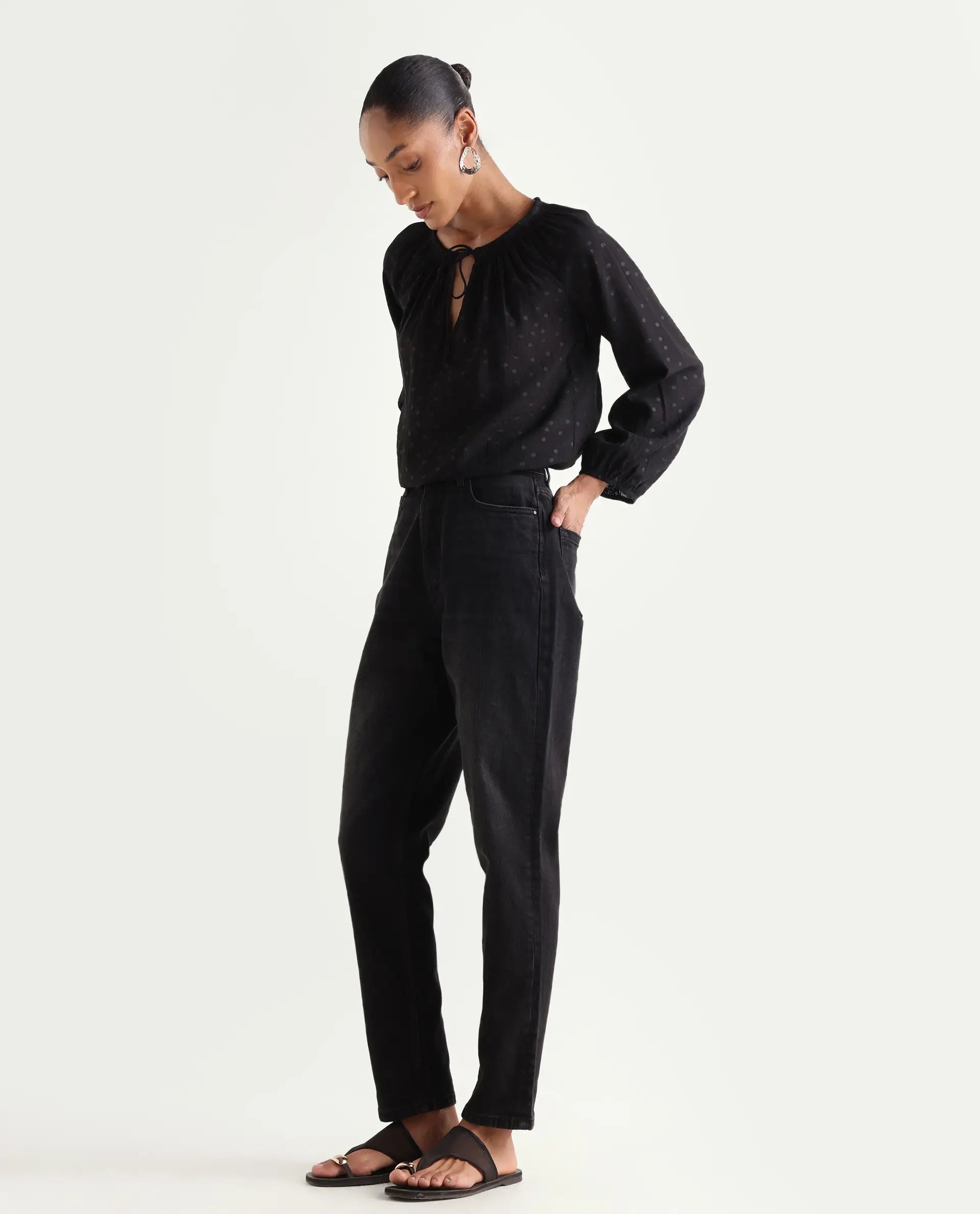 Rareism Women's Loreto Black Cotton Blend Plain Ankle Length Mom Fit Jeans
