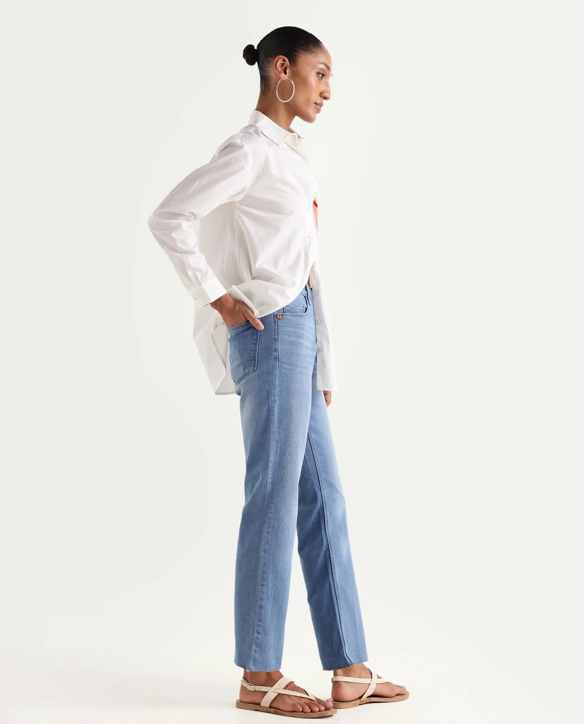 Rareism Women's Winona Pastel Blue Cotton Blend Plain Ankle Length Classic Bootcut Jeans