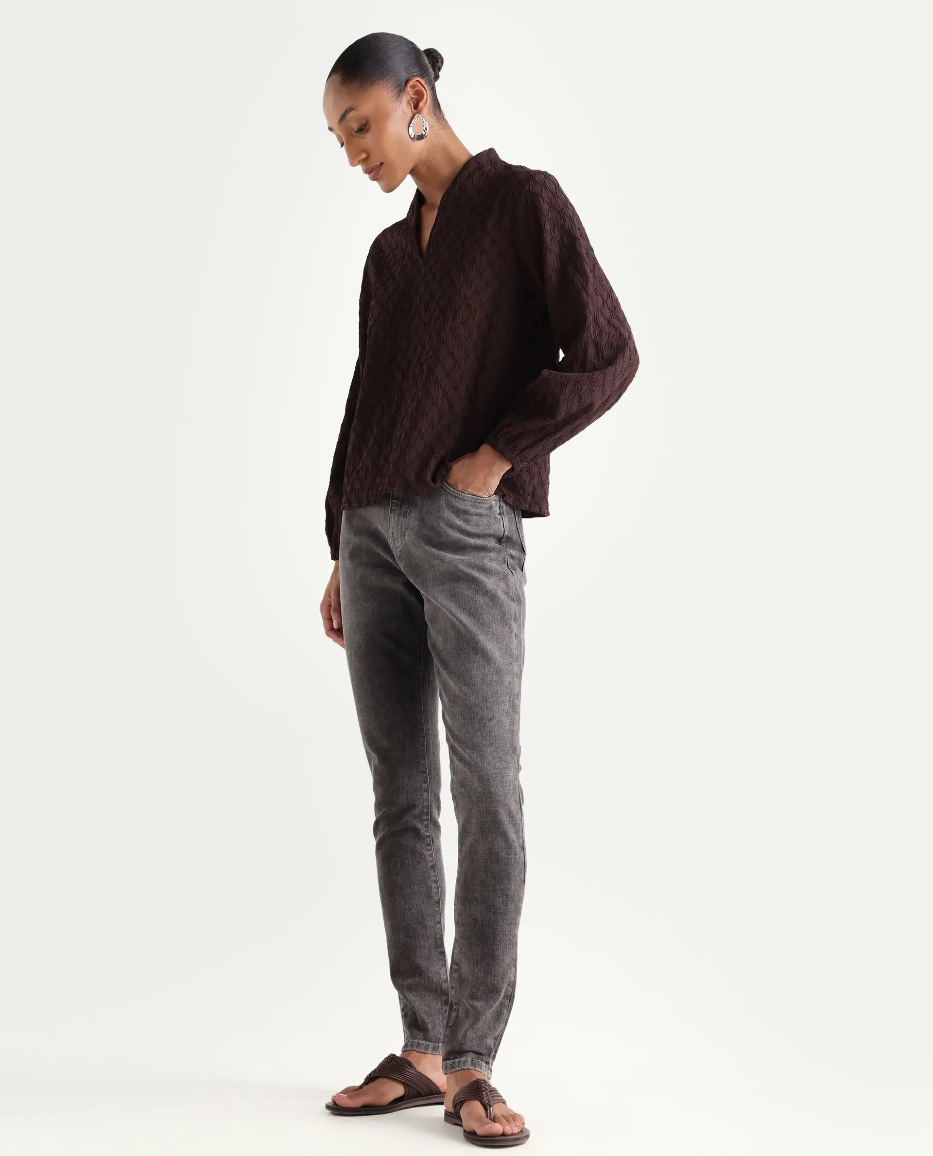 Rareism Women's Zaisho Grey Cotton Blend Plain Ankle Length Sleek Skinny Fit Jeans