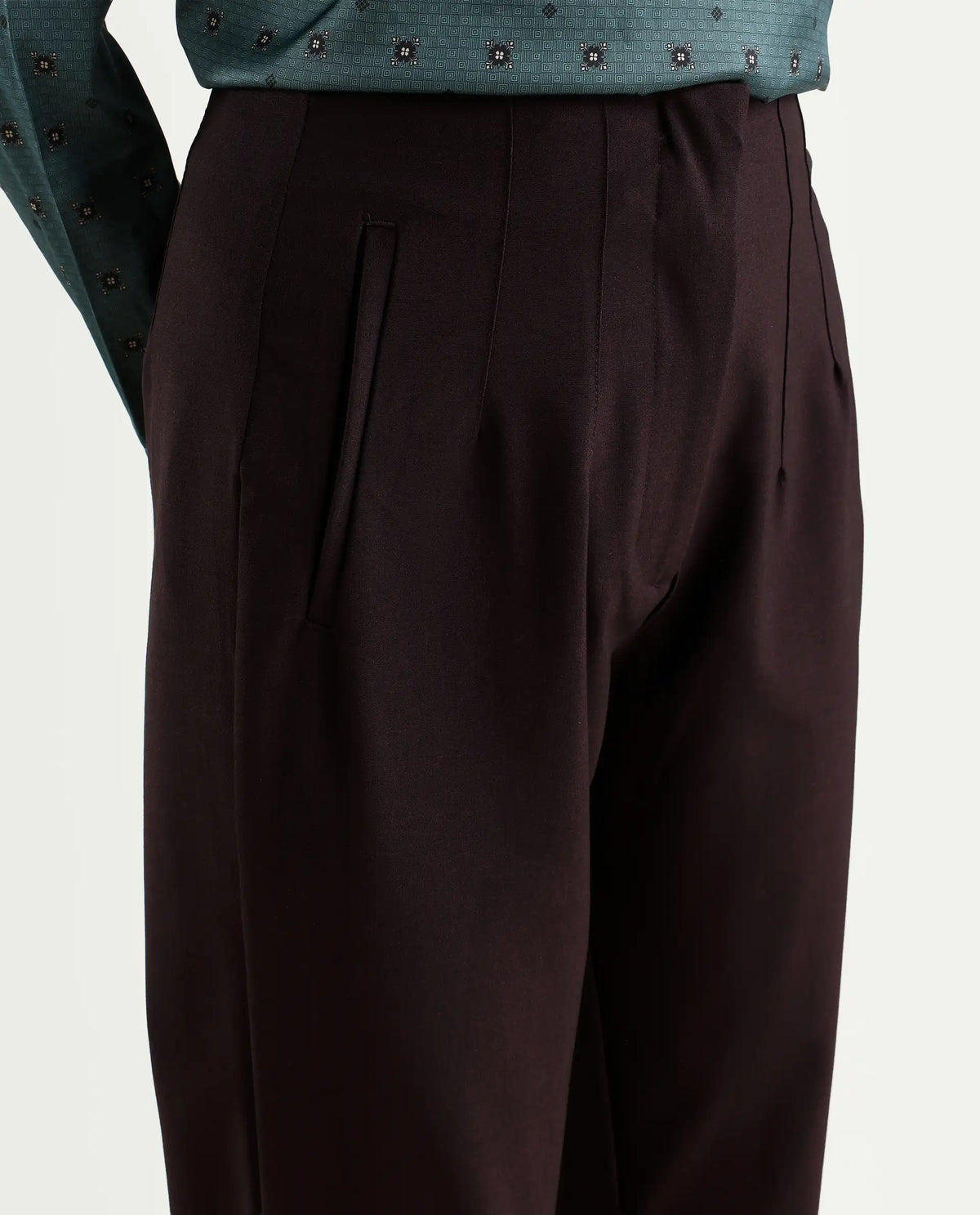 Rareism Women's Thompson Maroon Cotton Plain Ankle Length Tapered Trouser