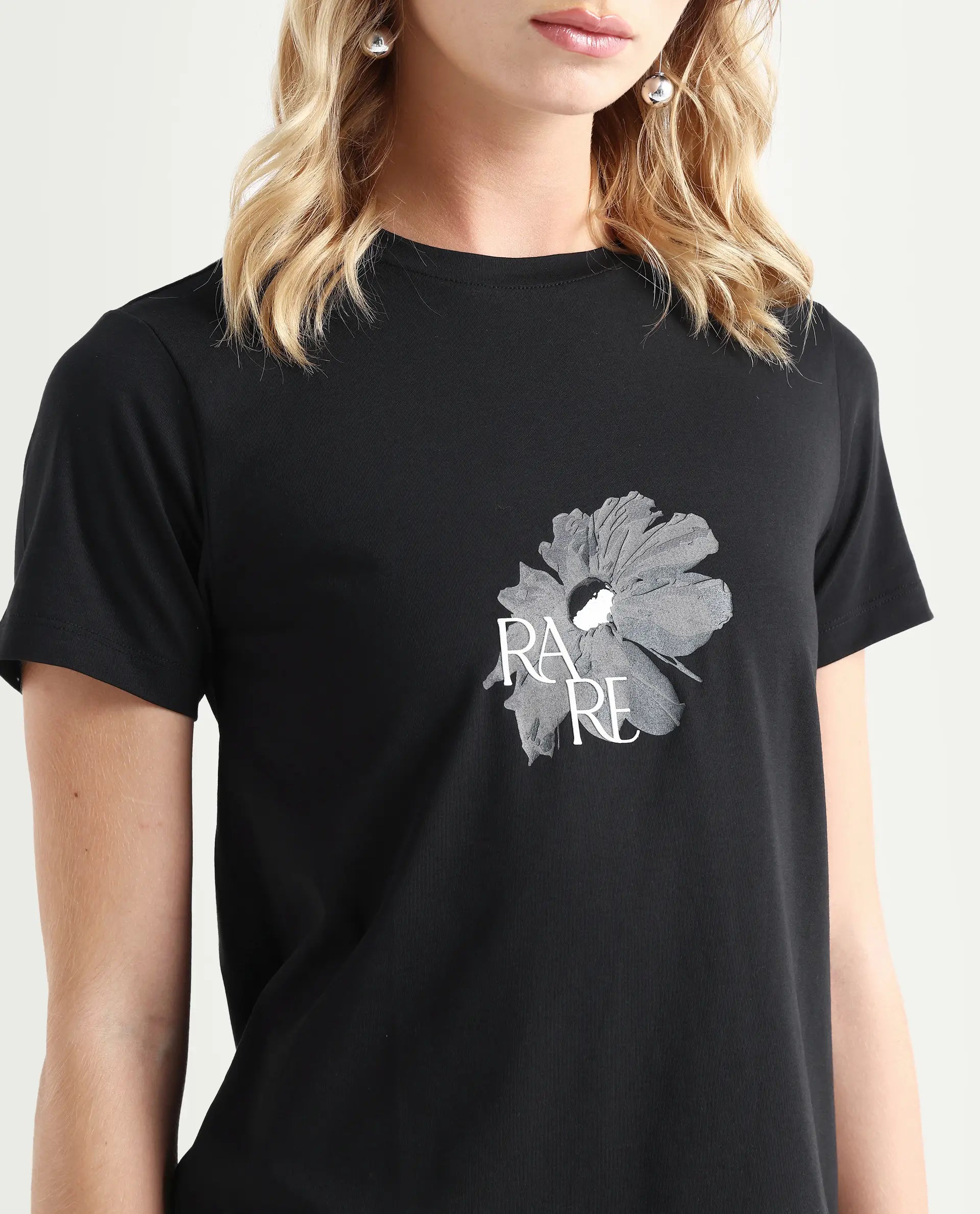 Rareism Women's Fringe Black Cotton Blend Crew Neck Graphic Print Regular Fit T-Shirt