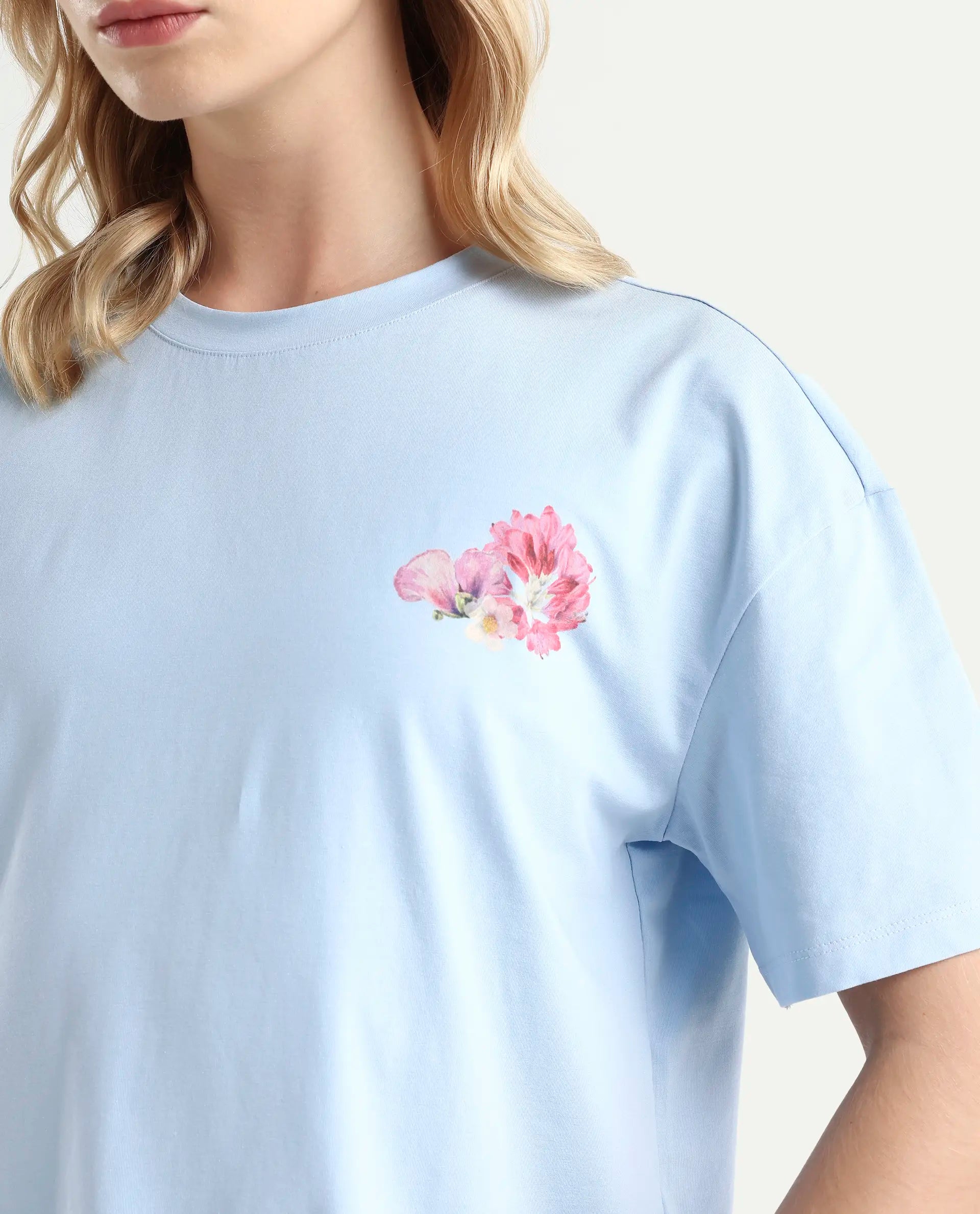 Rareism Women's Purpulent Light Blue Cotton Blend Crew Neck Graphic Print Boxy Fit T-Shirt