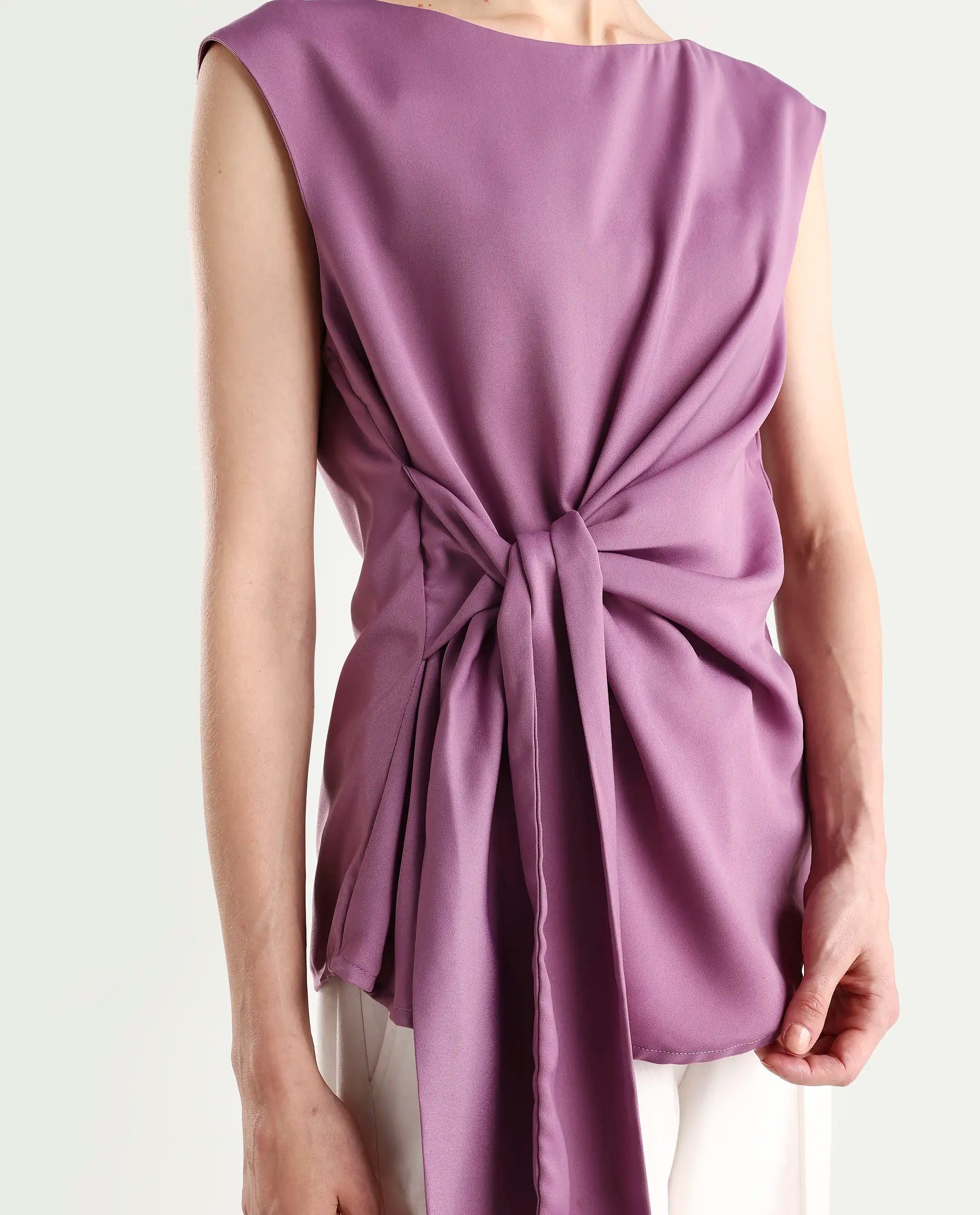 Rareism Women's Wevillet Pastel Purple Satin Boat Neck Plain Sleeveless Regular Fit Top
