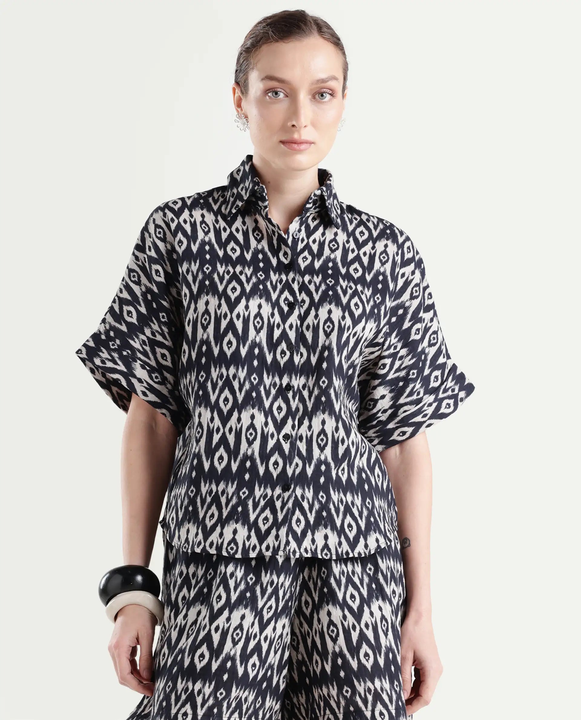 Rareism Women's Sabuto T Black Cotton Blend Drop Collar Geometric Print Boxy Fit Shirt