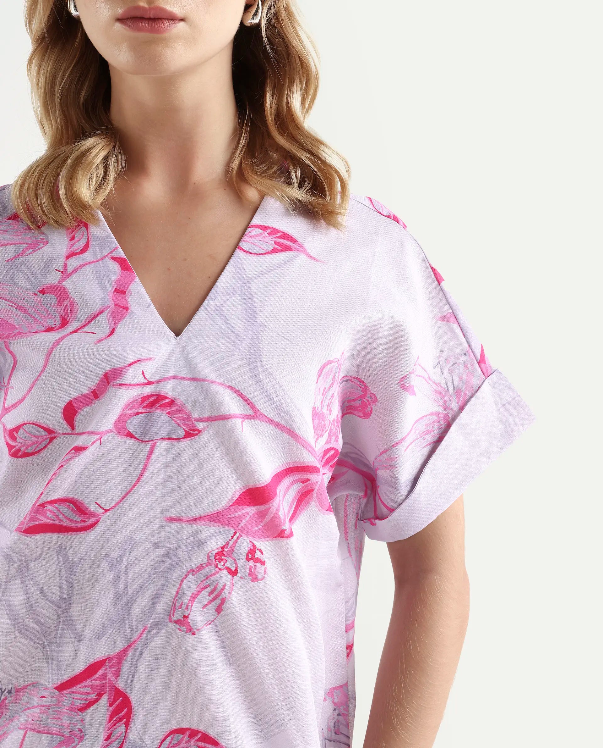 Rareism Women's Kyor Dusky Purple Cotton Blend V-Neck Floral Print Extended Sleeves Regular Fit Top