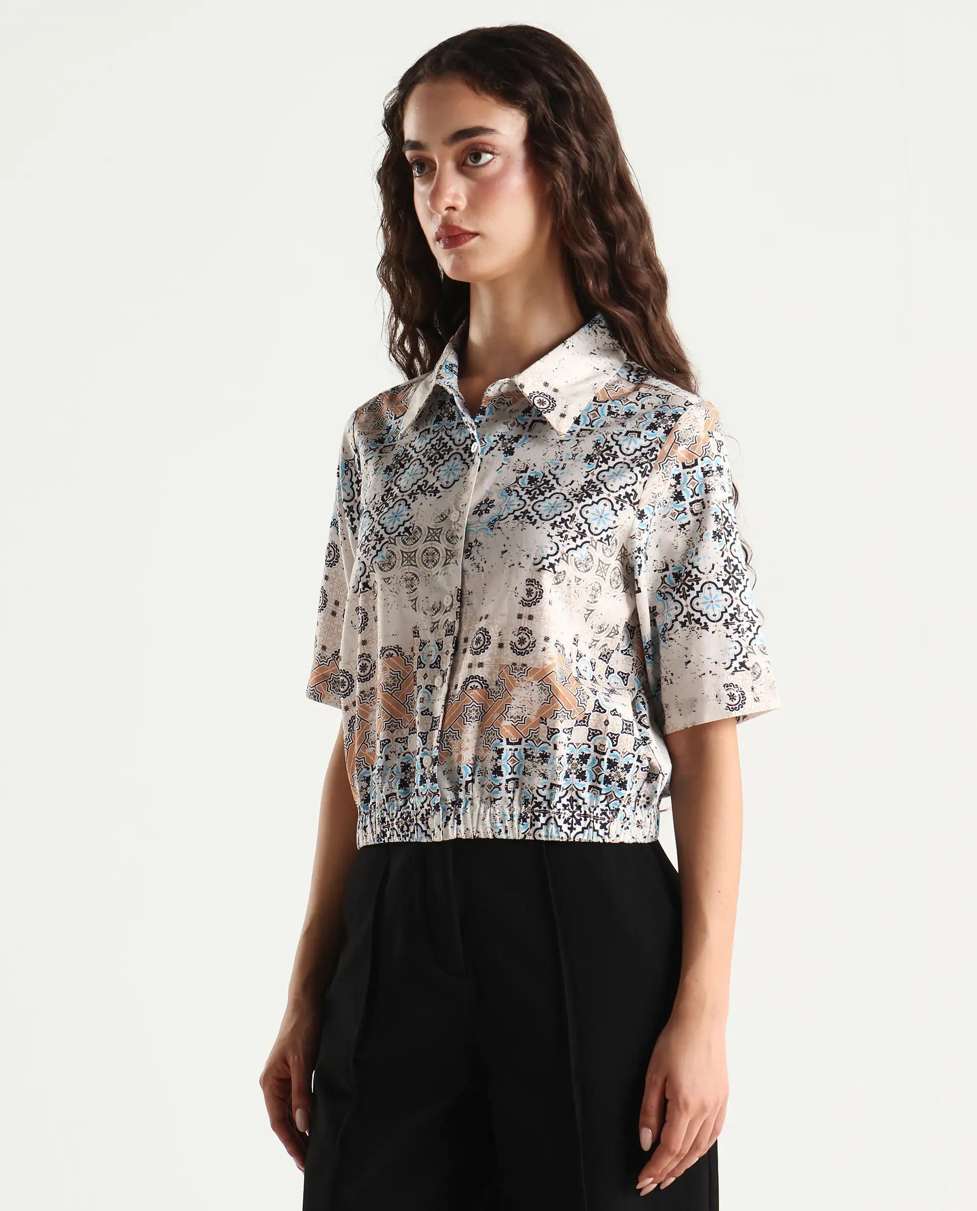 Rareism Women's Kitanas Multi Cotton Spread Collar Abstract Print Crop Regular Fit Top