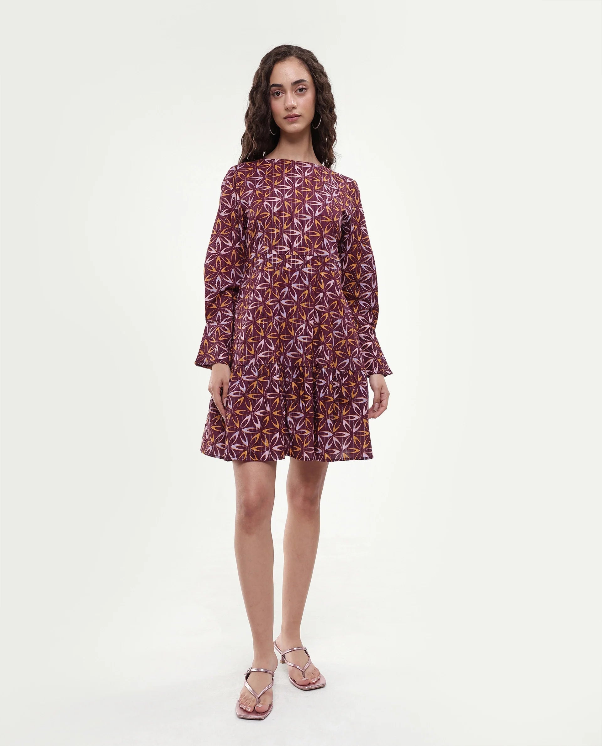 Rareism Women's Nesia Multi Cotton Sweetheart Neck Geometric Print Puff Sleeves Knee Length Tiered Dress