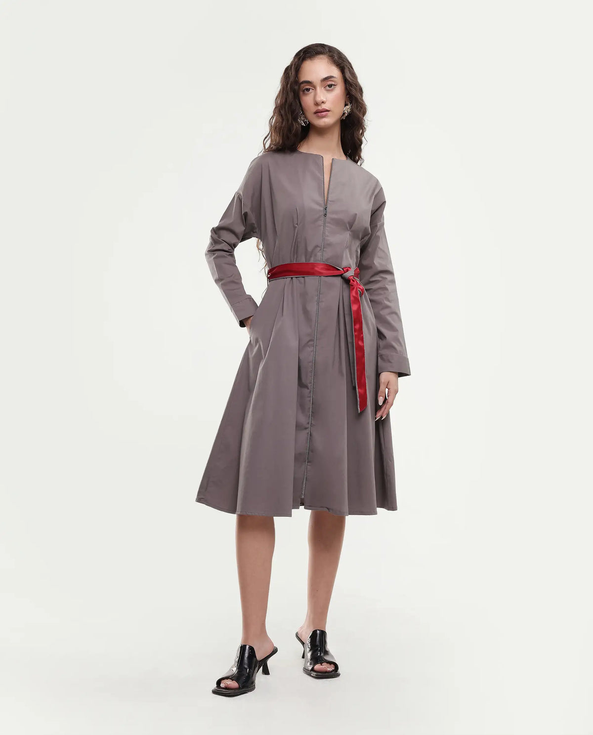 Rareism Women's Cyti Grey Cotton Blend Round Neck Plain Cuffed Sleeve Knee Length Flared Dress