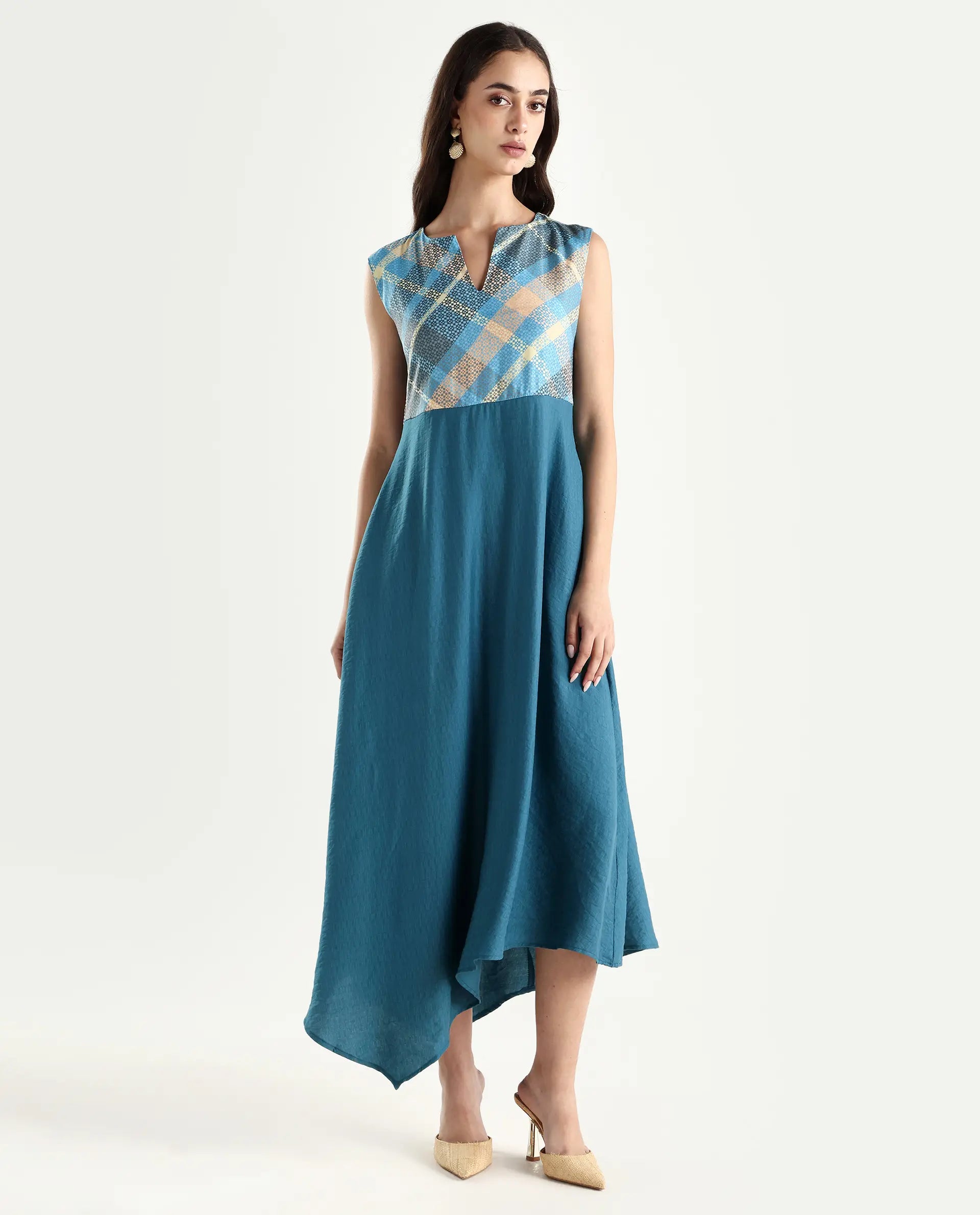 Rareism Women's Riskal Blue Cotton Round Neck Flannel Print Sleeveless Maxi Fit And Flare Dress