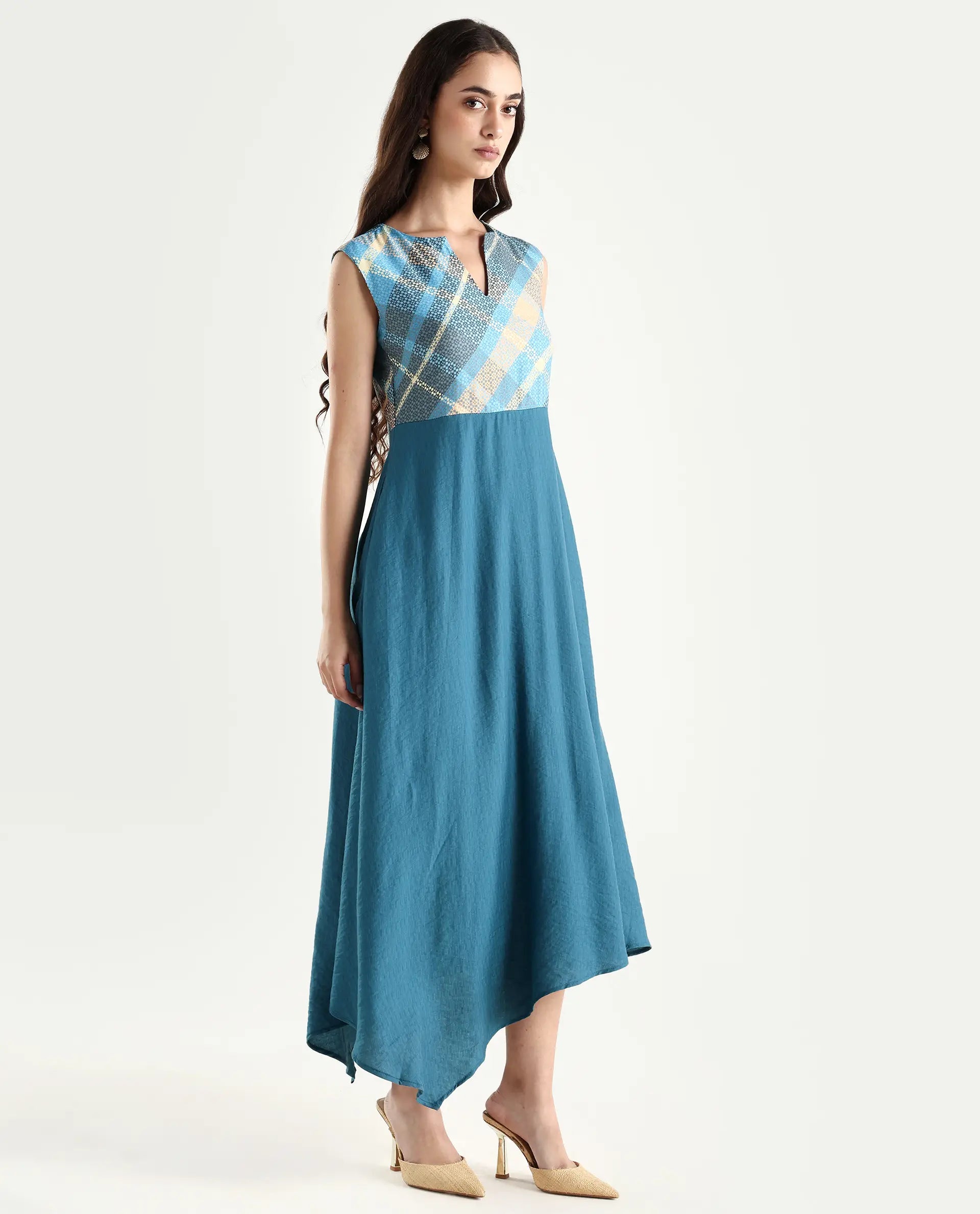 Rareism Women's Riskal Blue Cotton Round Neck Flannel Print Sleeveless Maxi Fit And Flare Dress