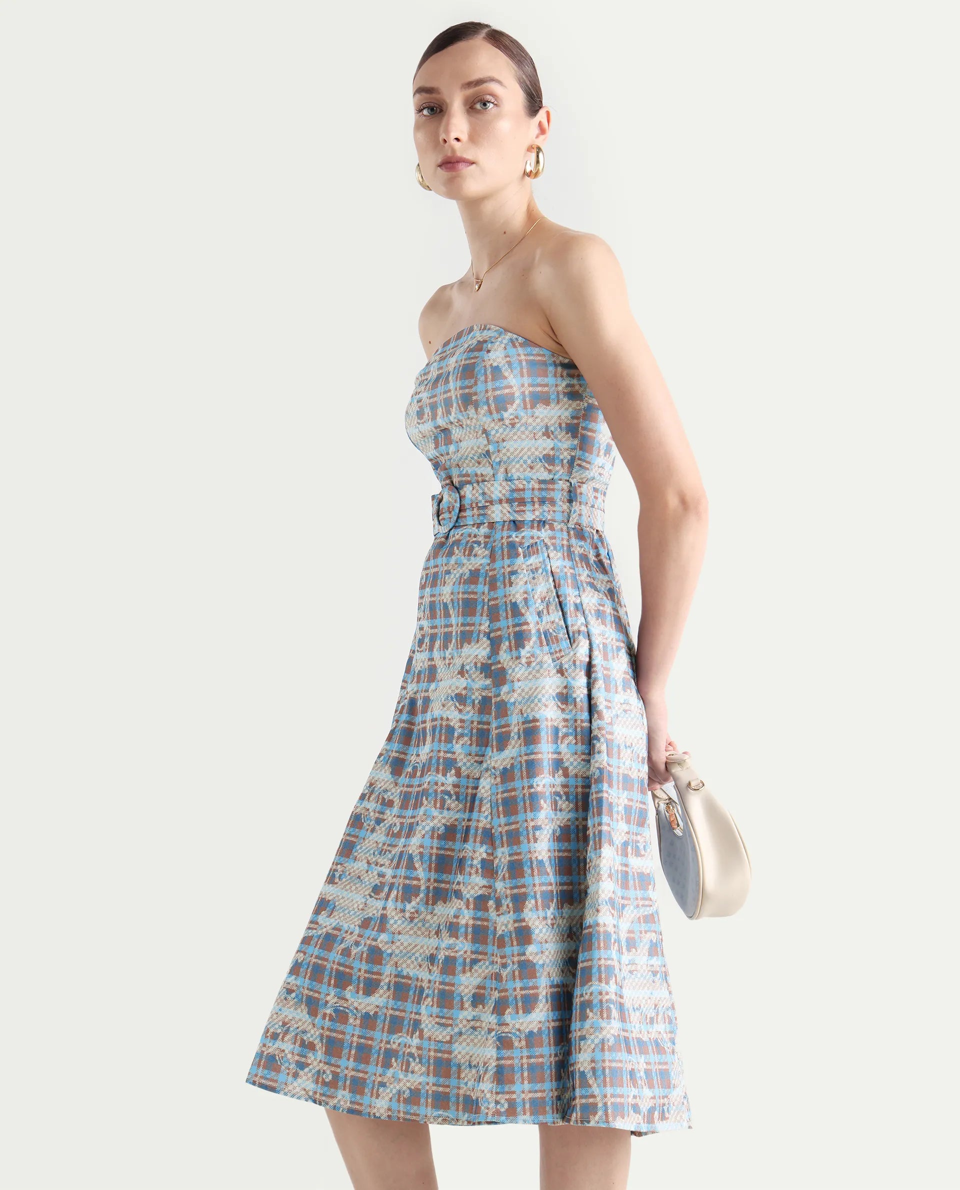 Rareism Women's Yerd Blue Cotton Blend Tube Neck Geometric Print Sleeveless Midi Flared Dress