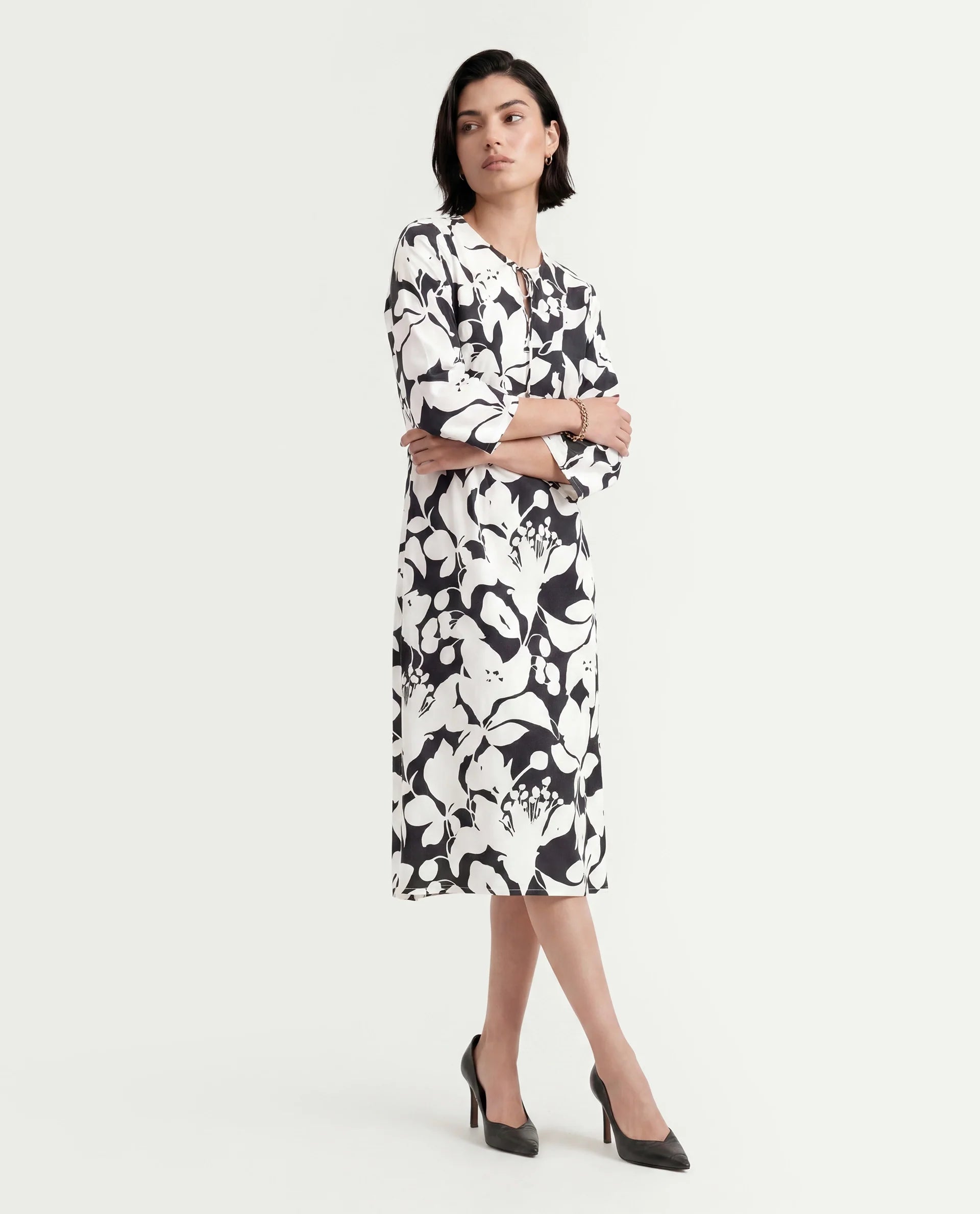 Rareism Women's Janzen Black Viscose Tie-Up Neck Floral Print Bell Sleeve Midi Straight Fit Dress