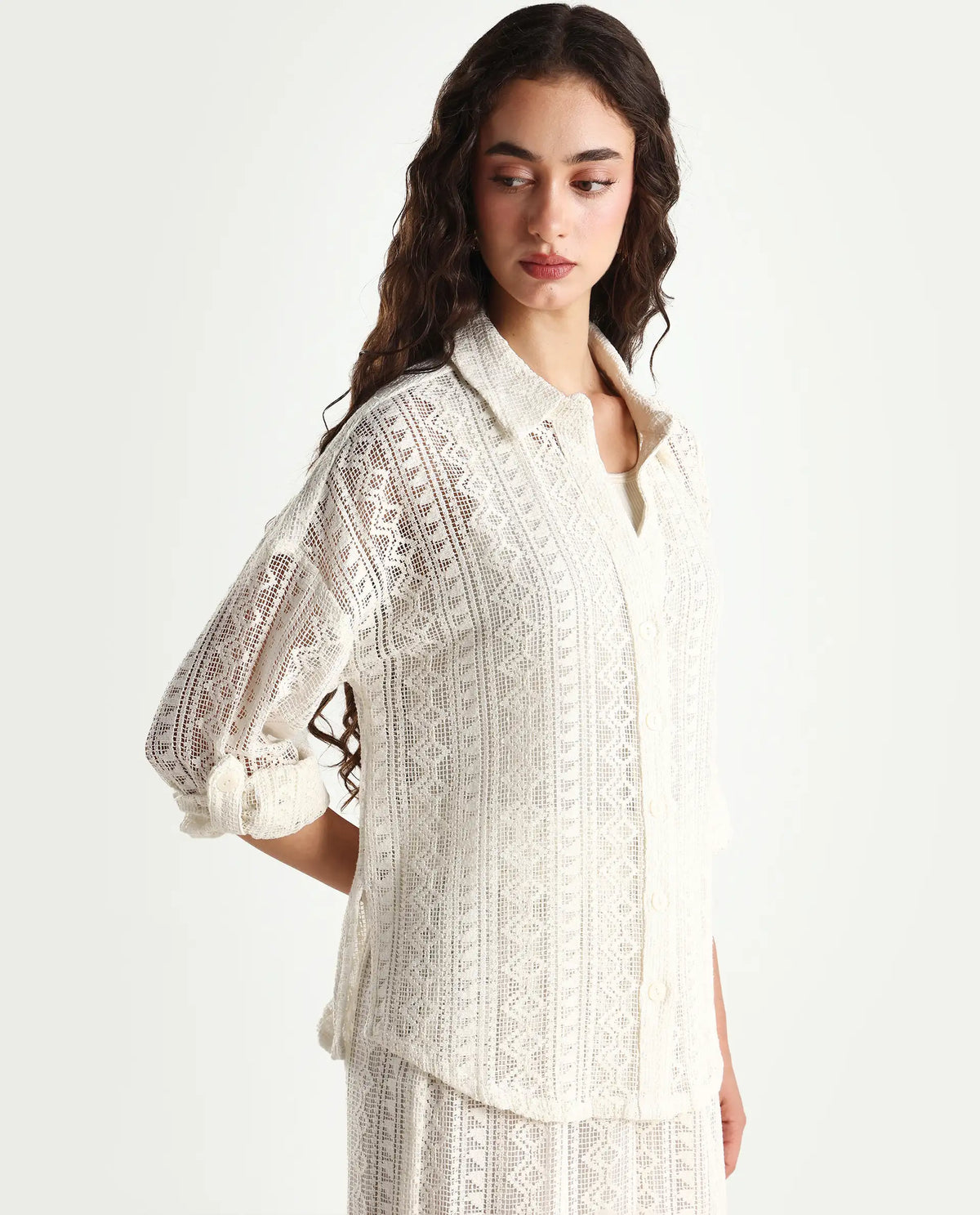 Rareism Women's Jancodam-T White Cotton Spread Collar Plain Cuffed Sleeve Relaxed Fit Shirt