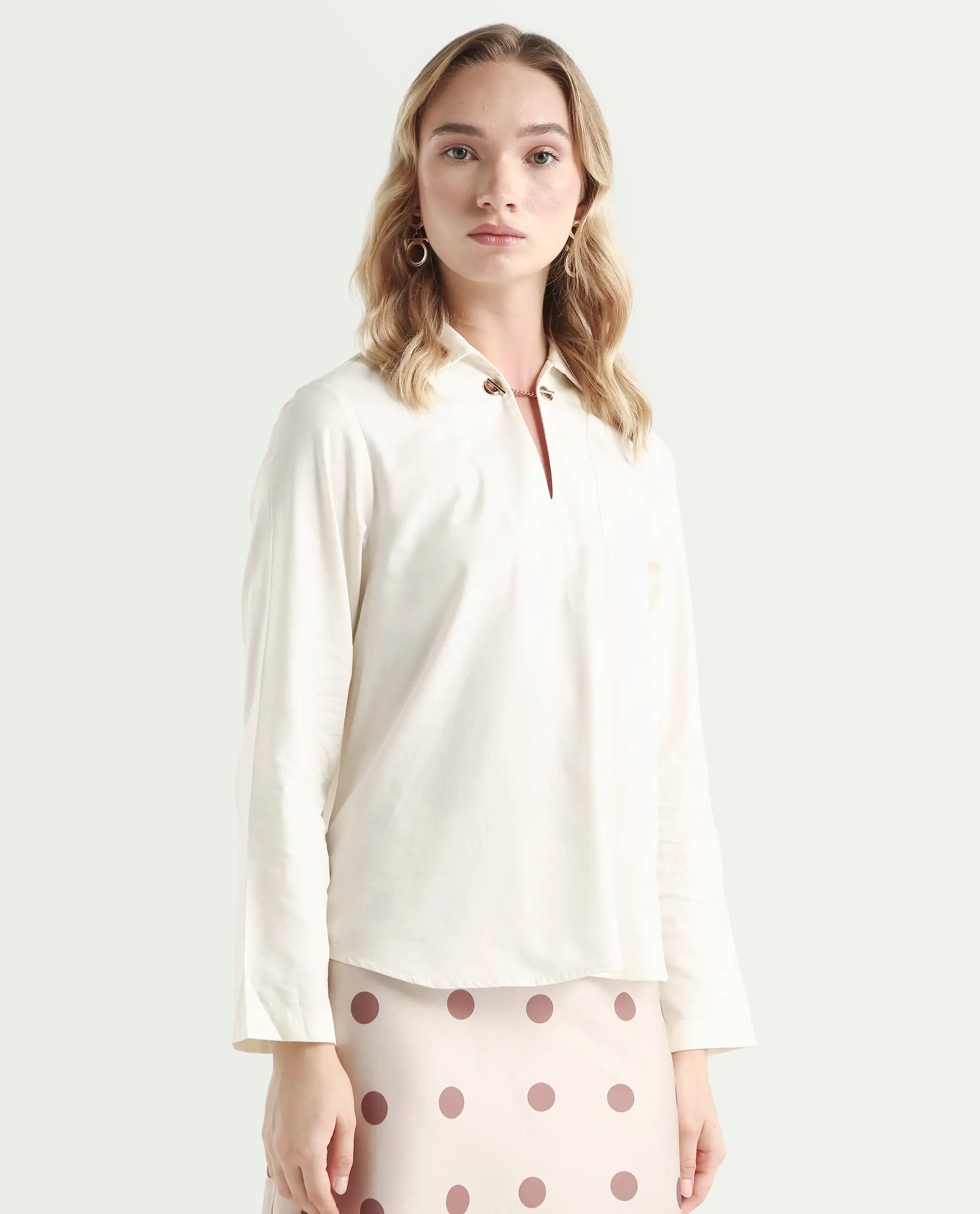 Rareism Women's Ronwok Off White Modal Spread Collar Plain Regular Fit Top