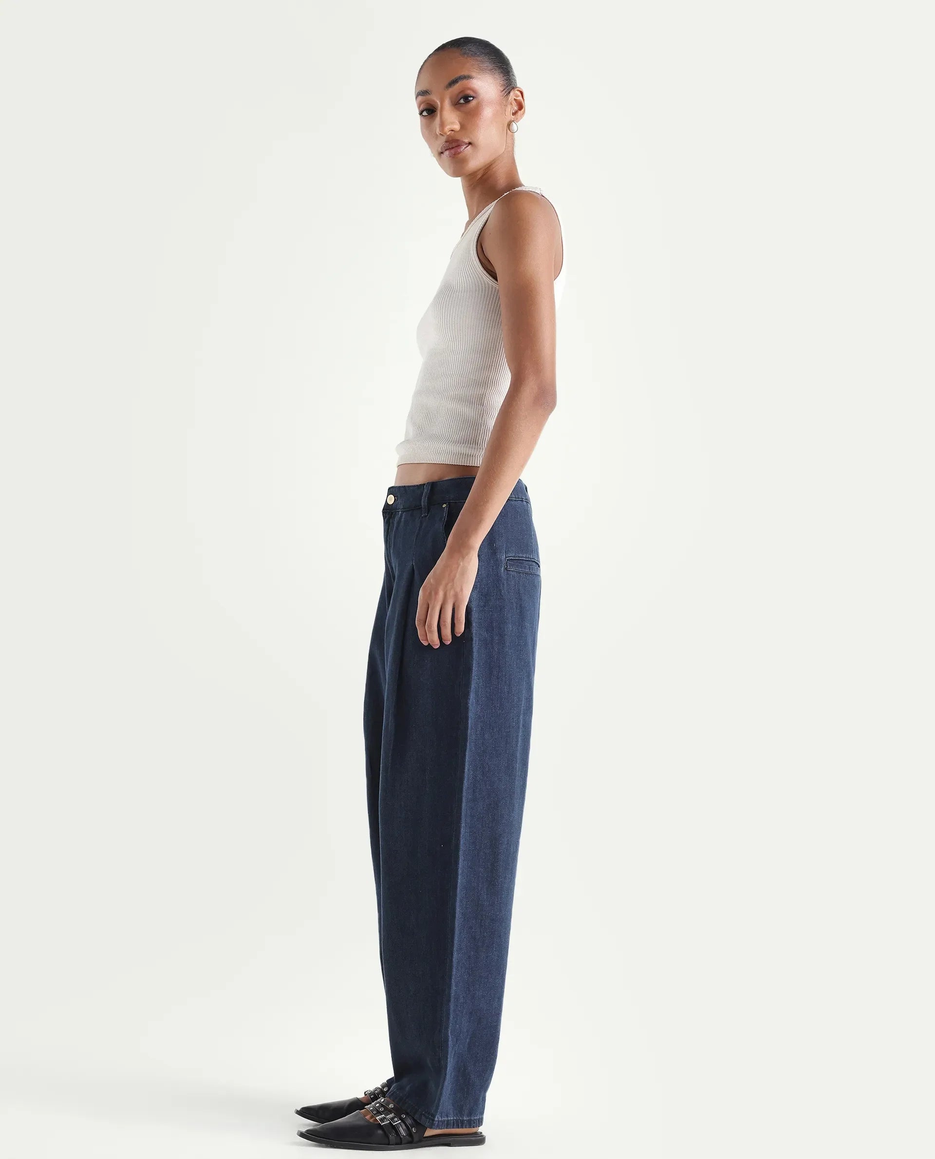 Rareism Women's Denop Dark Blue Cotton Tall Barrel Fit Plain Jeans