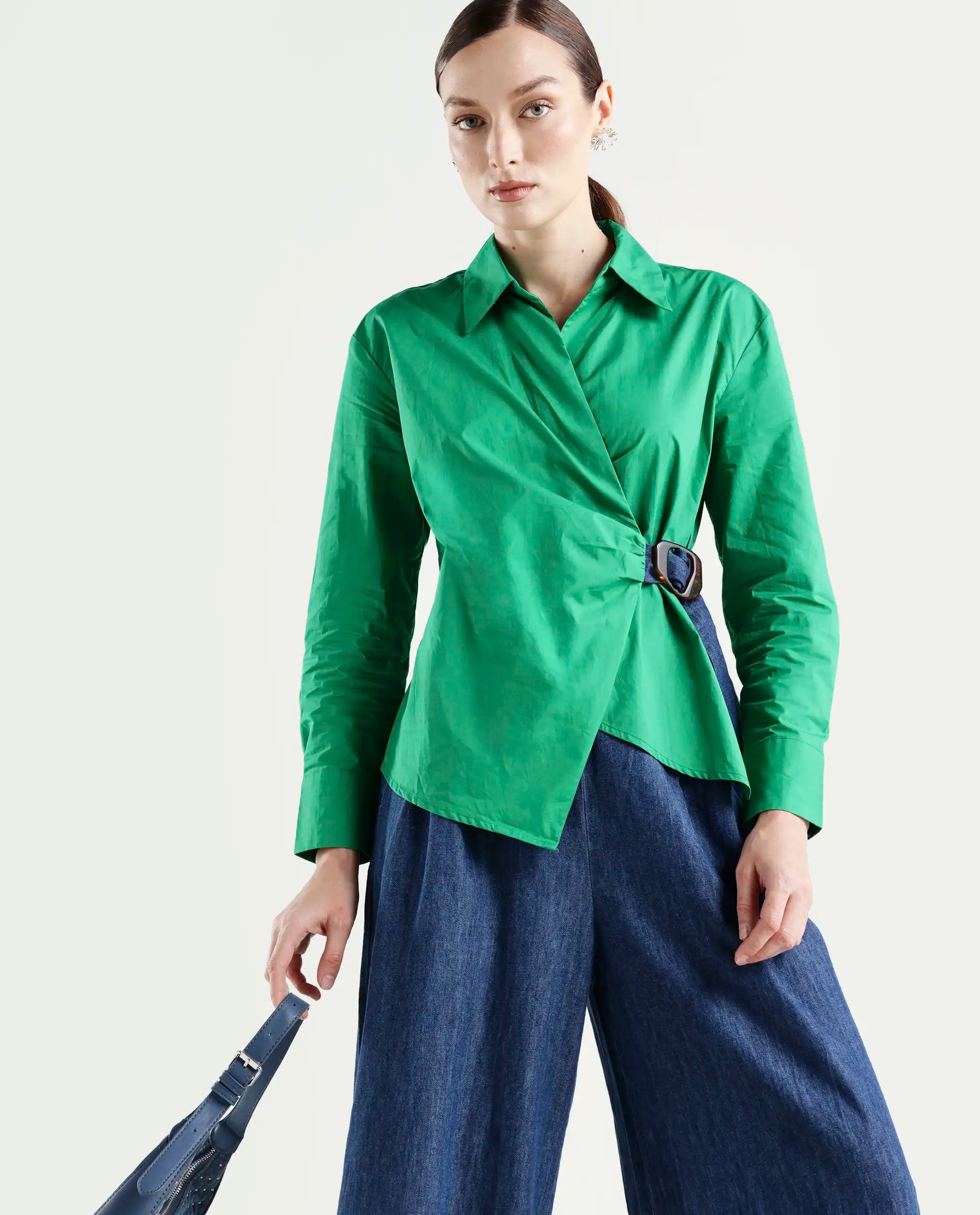 Rareism Women's Bhashio T Green Cotton Spread Collar Plain Cuffed Sleeve Relaxed Fit Shirt