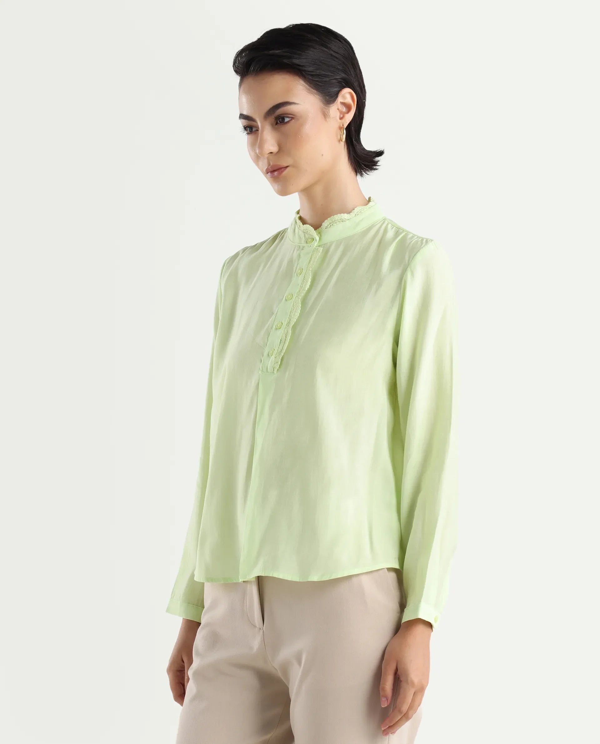 Rareism Women's Prefeck Green Viscose Blend Mandarin Collar Plain Cuffed Sleeve Regular Fit Top