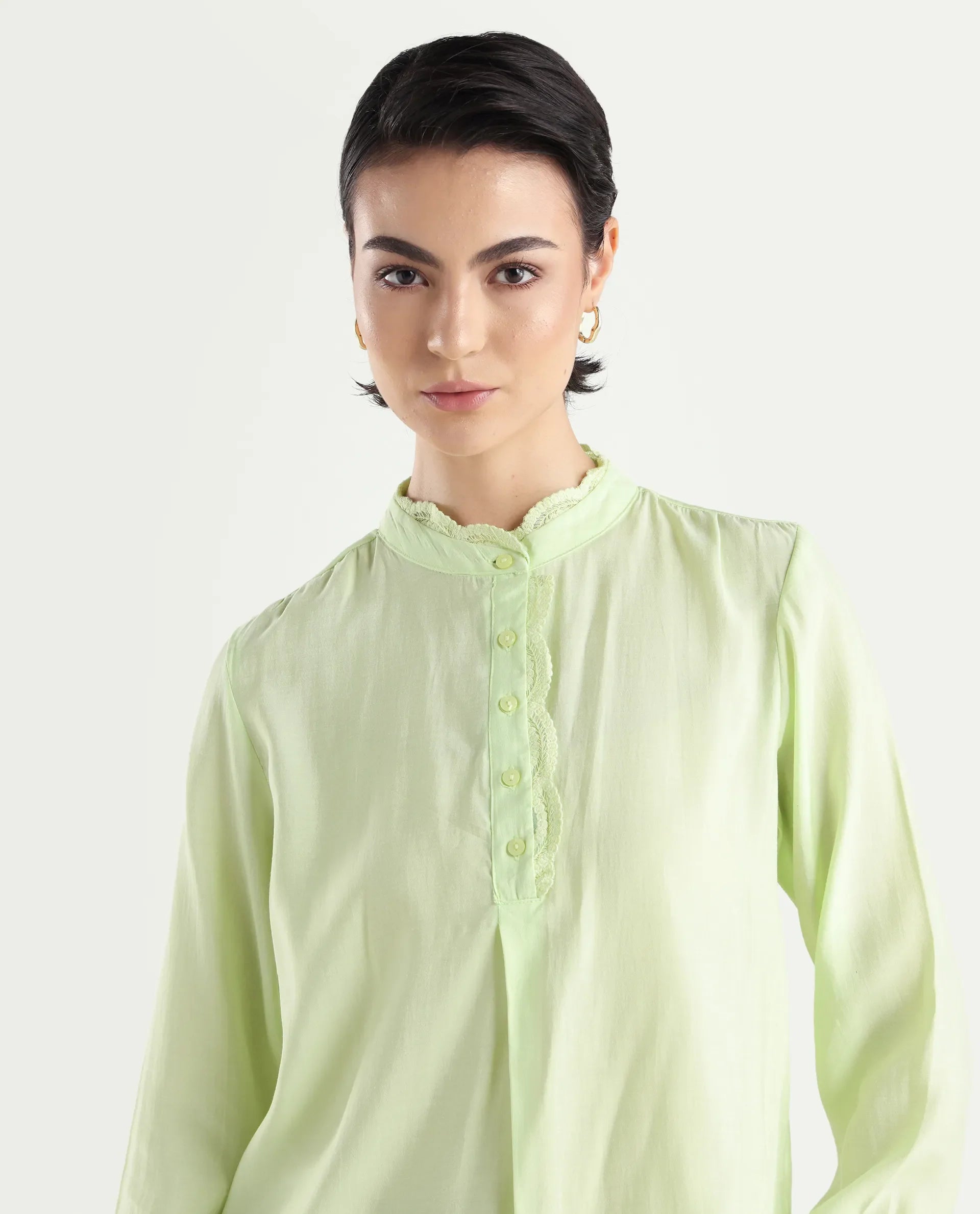 Rareism Women's Prefeck Green Viscose Blend Mandarin Collar Plain Cuffed Sleeve Regular Fit Top