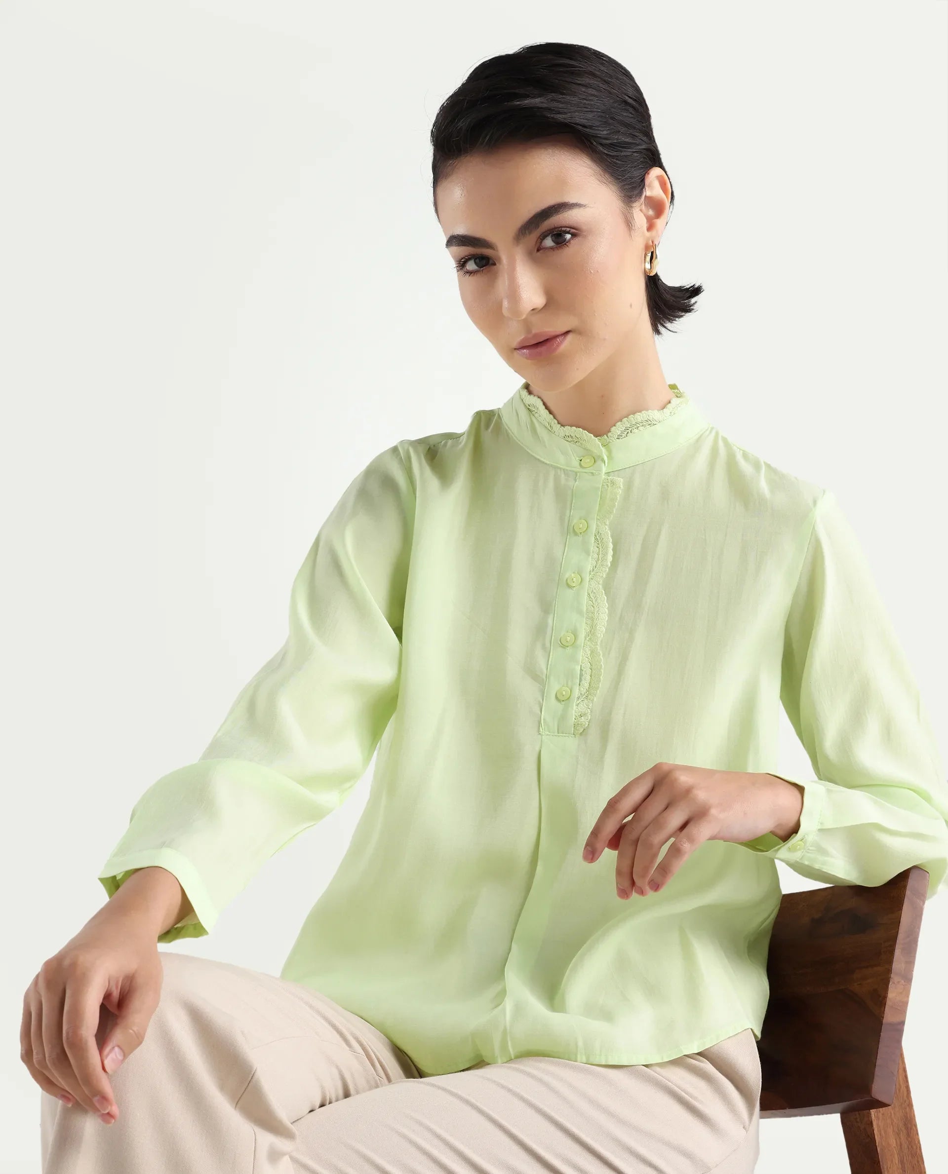 Rareism Women's Prefeck Green Viscose Blend Mandarin Collar Plain Cuffed Sleeve Regular Fit Top