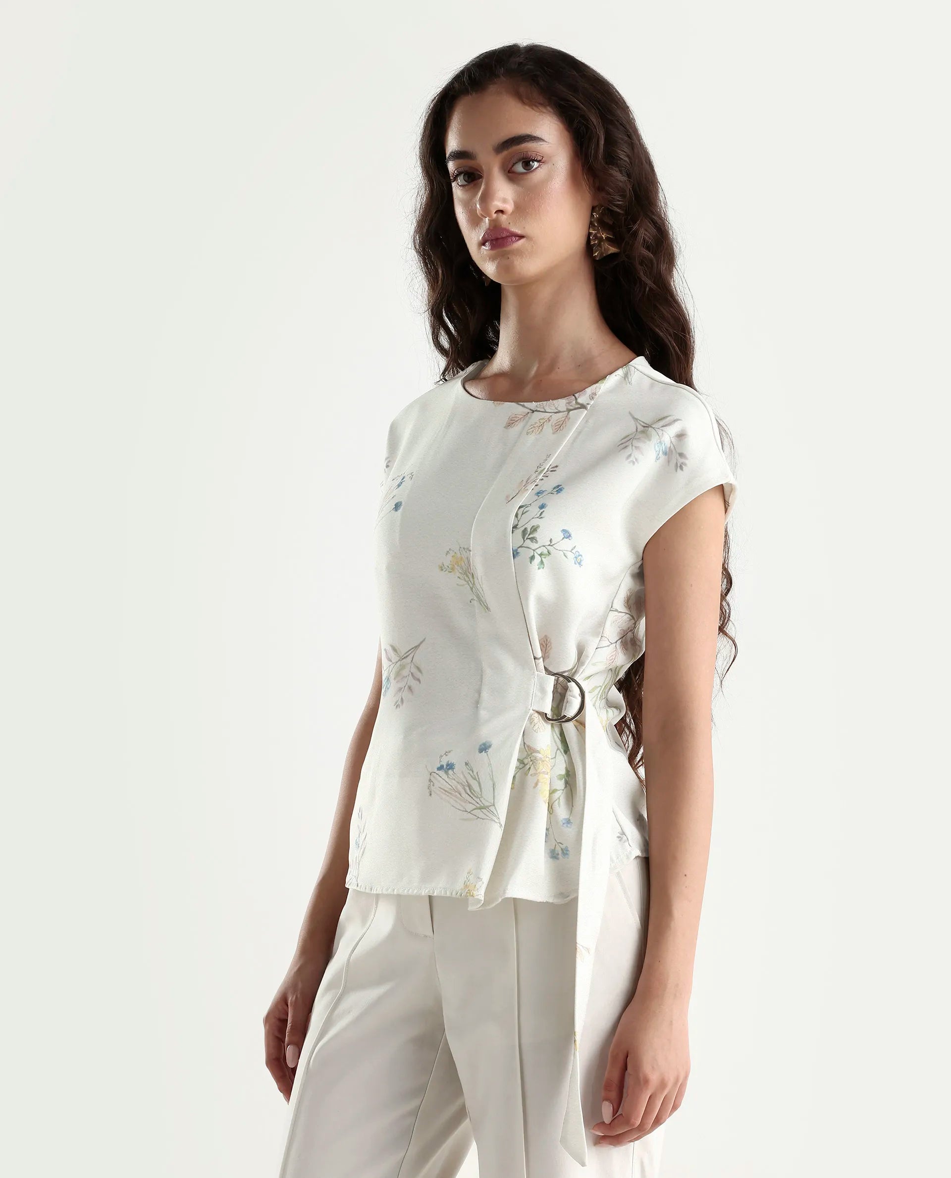 Rareism Women's Prerthi Multi Polyester Round Neck Floral Print Extended Sleeves Regular Fit Top