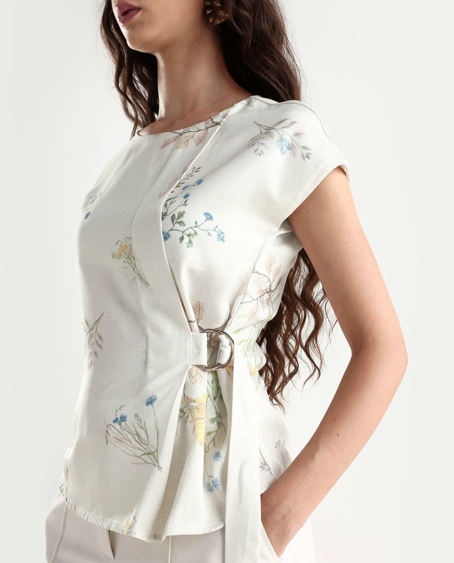 Rareism Women's Prerthi Multi Polyester Round Neck Floral Print Extended Sleeves Regular Fit Top