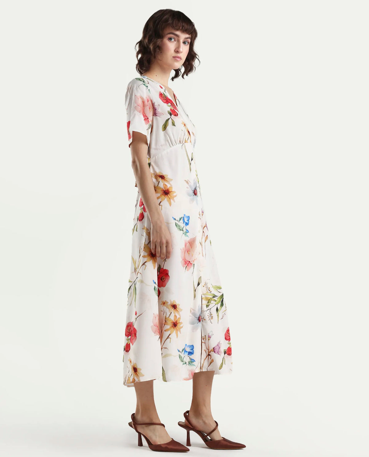 Rareism Women's Vanah Off White Viscose Half Sleeve V-Neck A-Line Floral Print Dress
