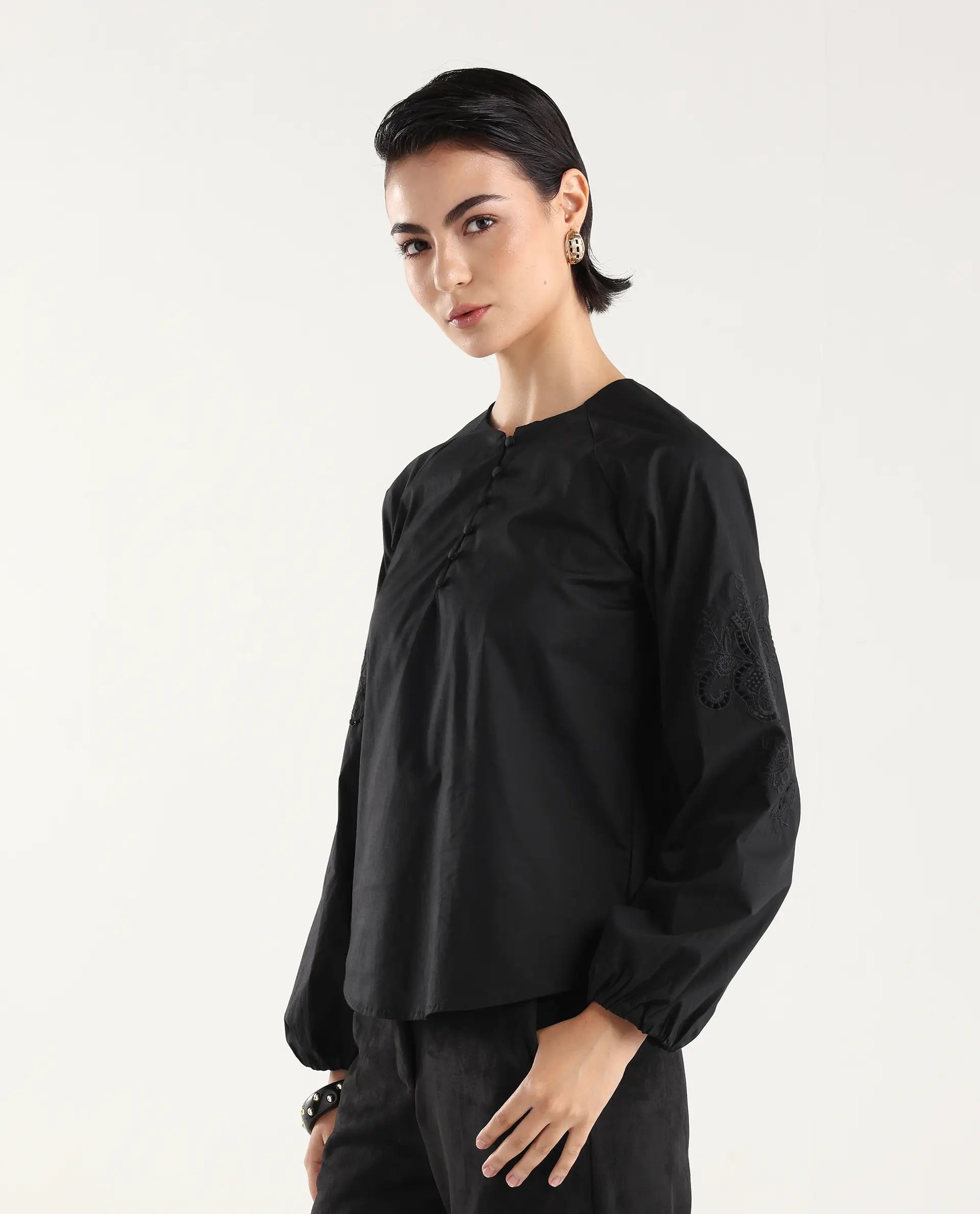 Rareism Women's Nembon Black Cotton Full Sleeve Regular Fit Plain Top