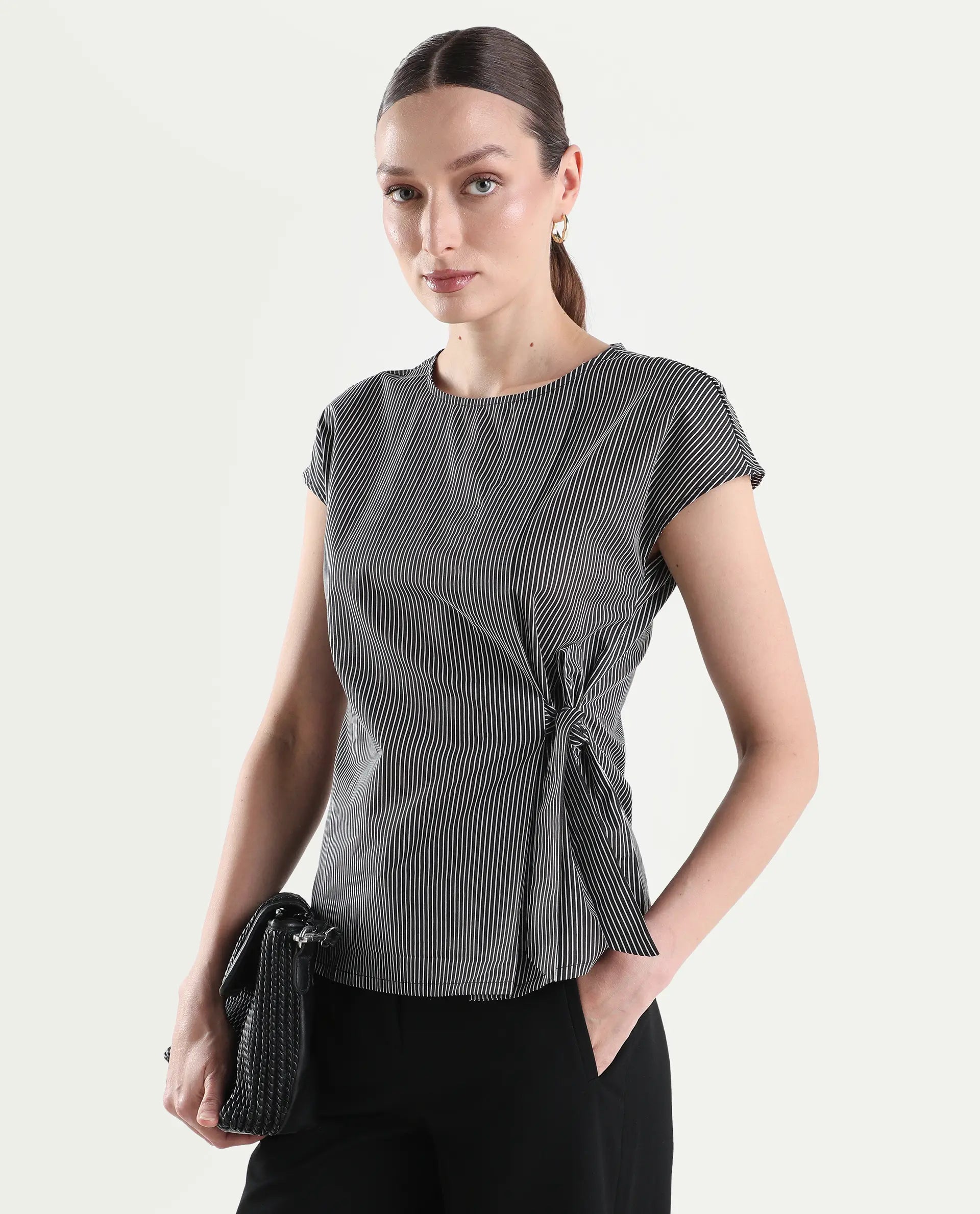 Rareism Women's Varno Black Cotton Half Sleeve Regular Fit Printed Top