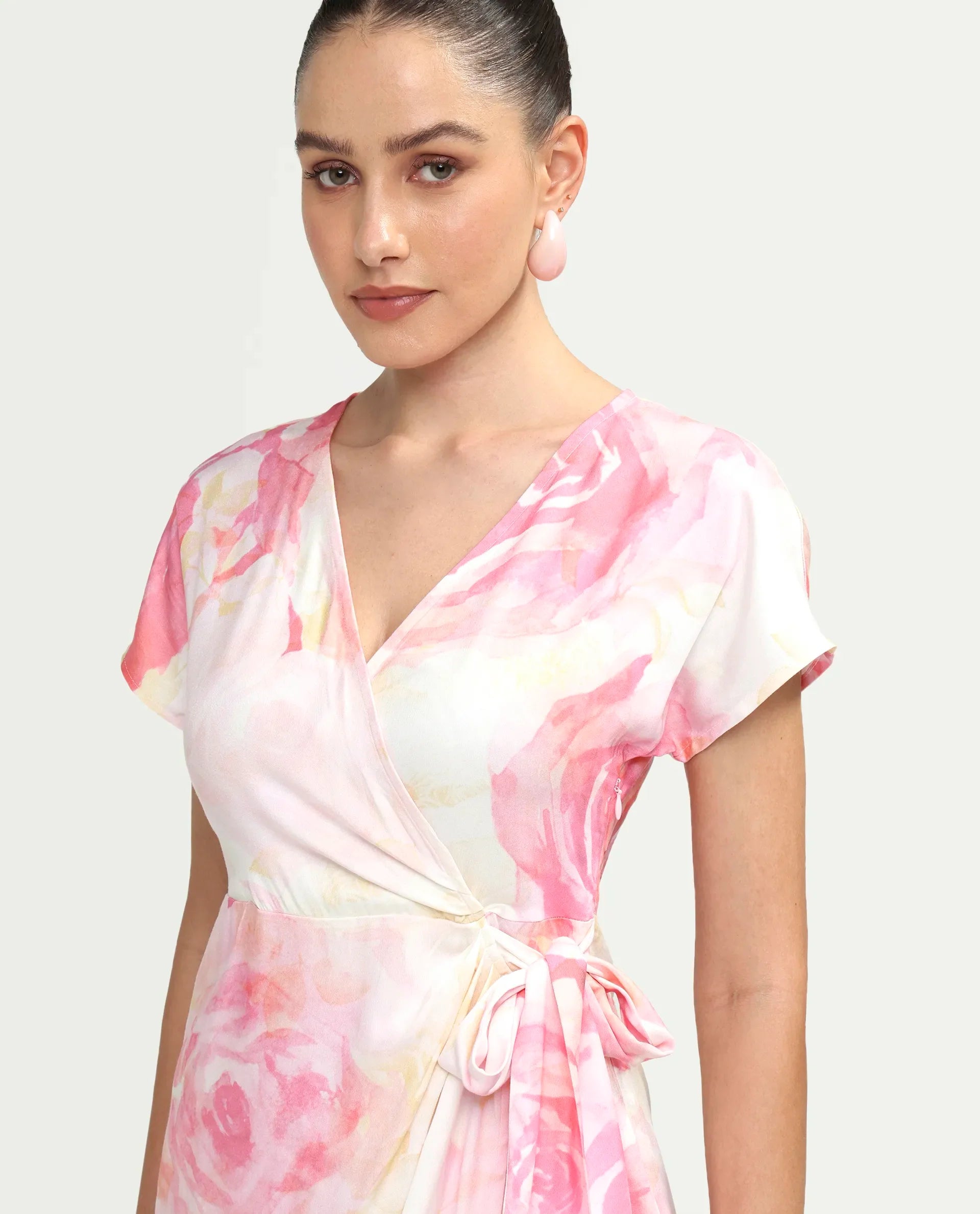 Rareism Women's Meya Off White Viscose Satin Half Sleeve V-Neck Floral Print Dress