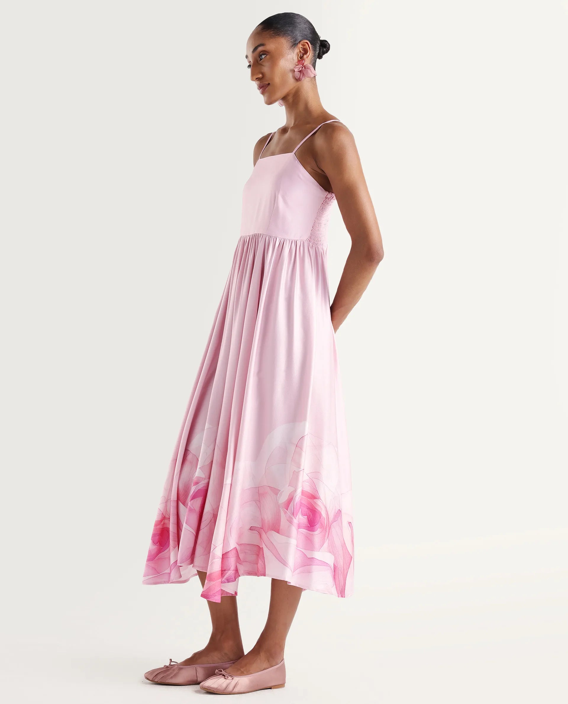 Rareism Women's Mezozo Light Pink Viscose Sleeveless Square Neck Fit And Flare Floral Print Dress