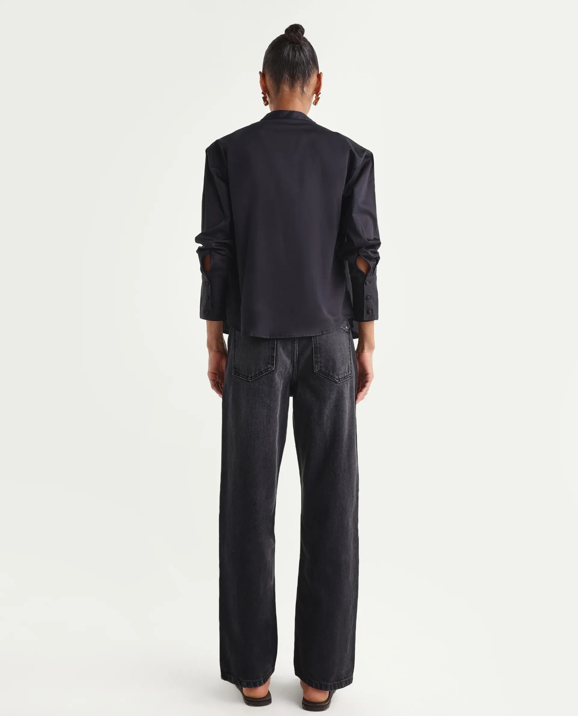 Rareism Women's Strine Black Cotton Straight Fit Plain Jeans