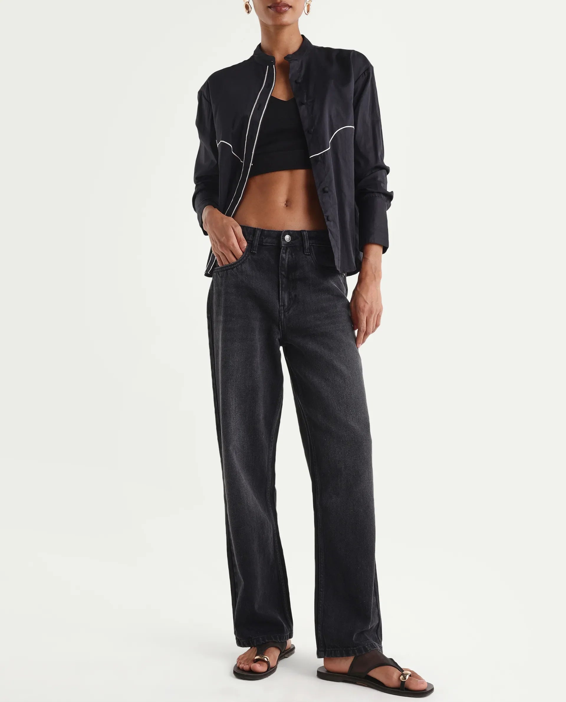 Rareism Women's Strine Black Cotton Straight Fit Plain Jeans