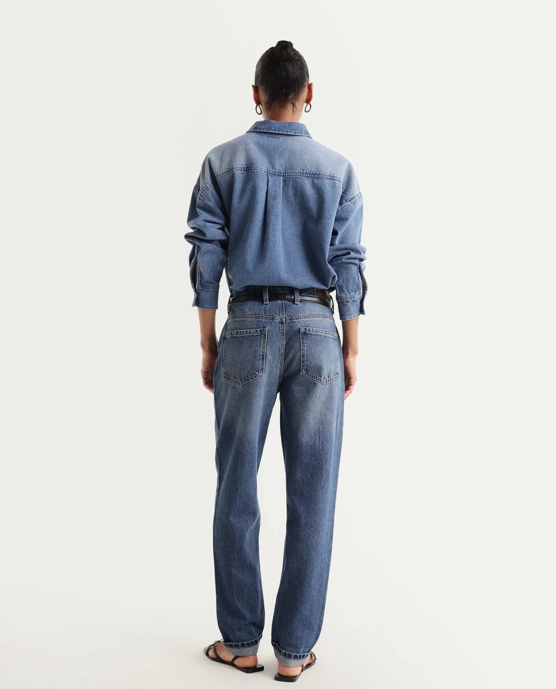 Rareism Women's Momlim Blue Cotton Blend Mom Fit Plain Jeans