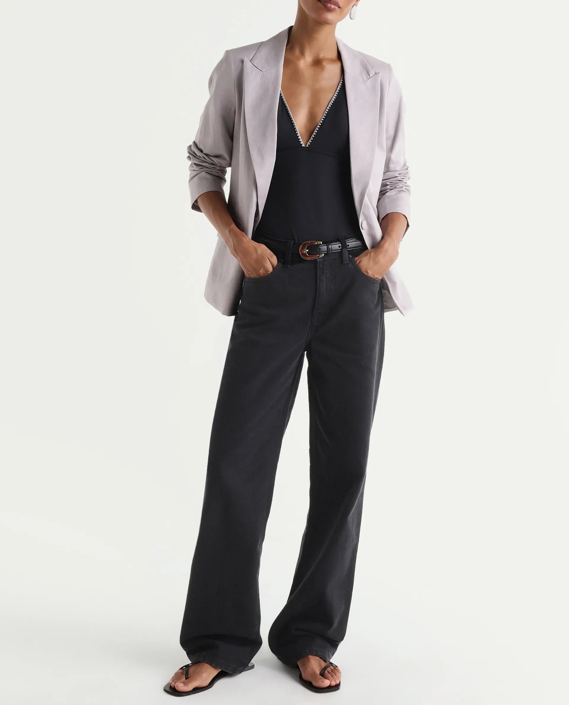 Rareism Women's Regmish Black Cotton Regular Fit Plain Jeans