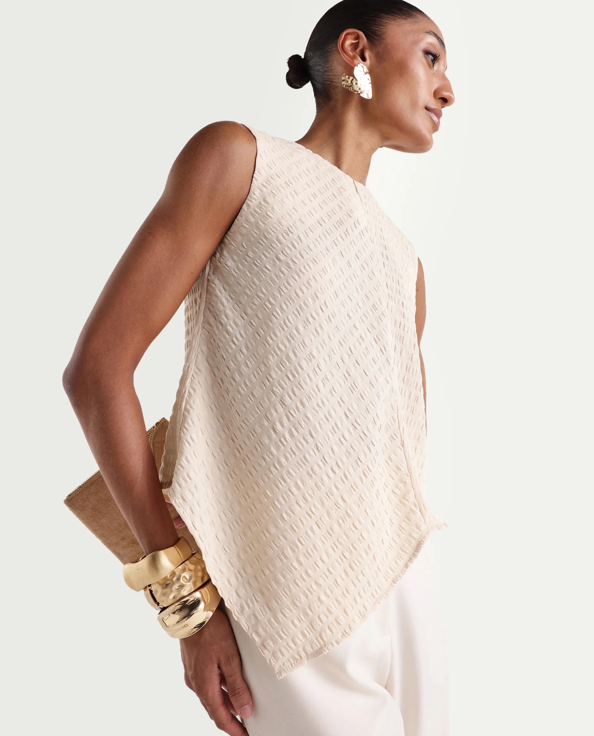 Rareism Women's Roulo-R Beige Polyester Sleeveless Crew Neck Button Relaxed Plain Top