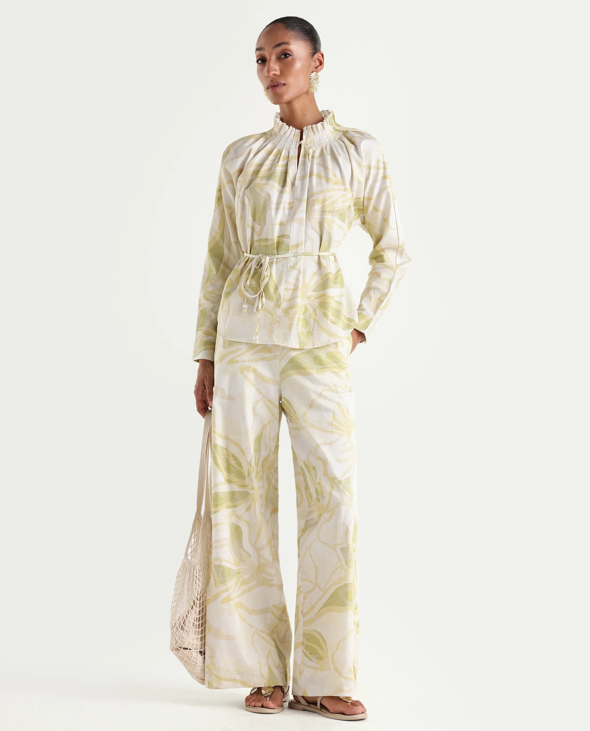 Rareism Women's Hyce-B Light Green Cotton Wide Leg Abstract Print Trouser