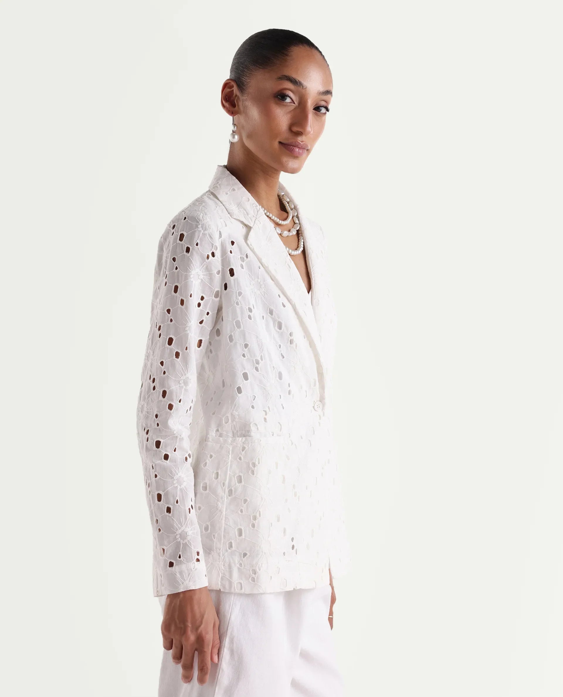 Rareism Women's Rumon Primary White Full Sleeve Lapel Neck Regular Fit Blazer