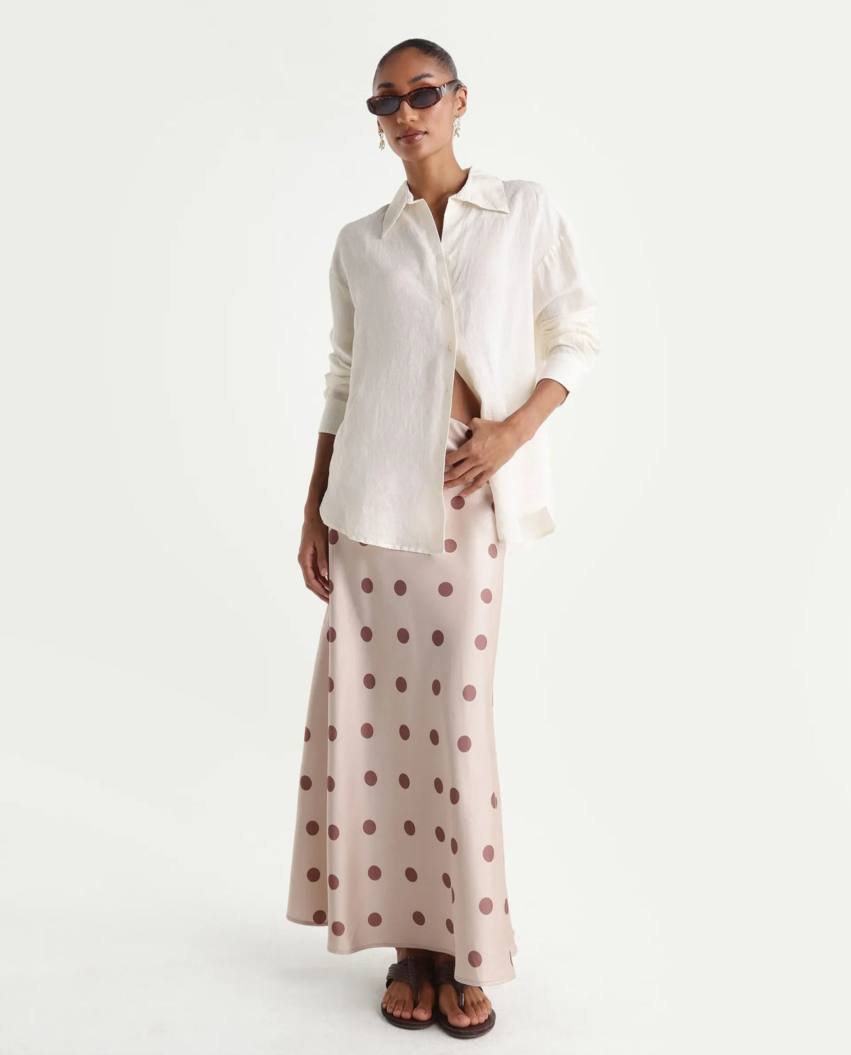Rareism Women's Uganda White Linen Spread Collar Regular Plain Shirt