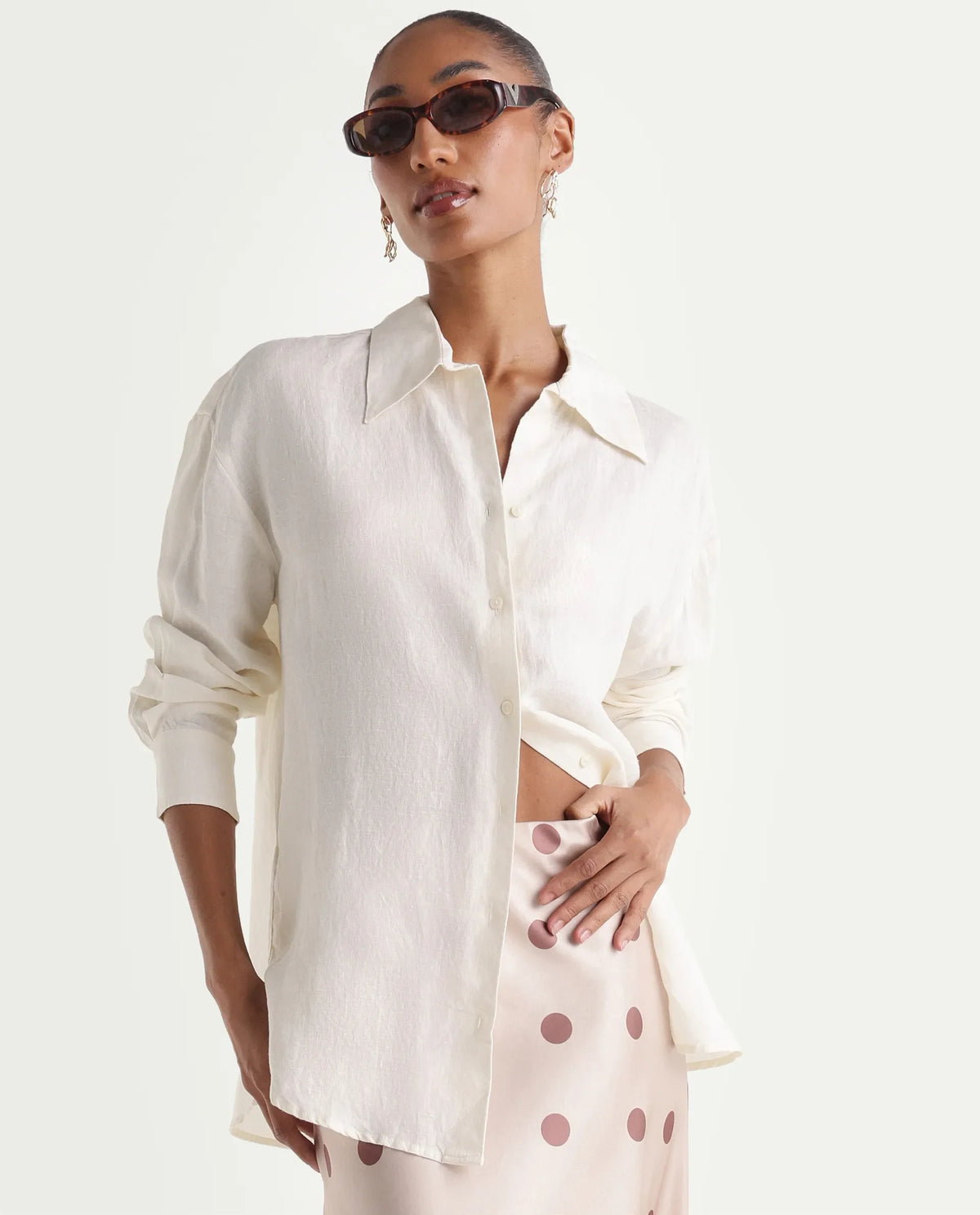 Rareism Women's Uganda White Linen Spread Collar Regular Plain Shirt