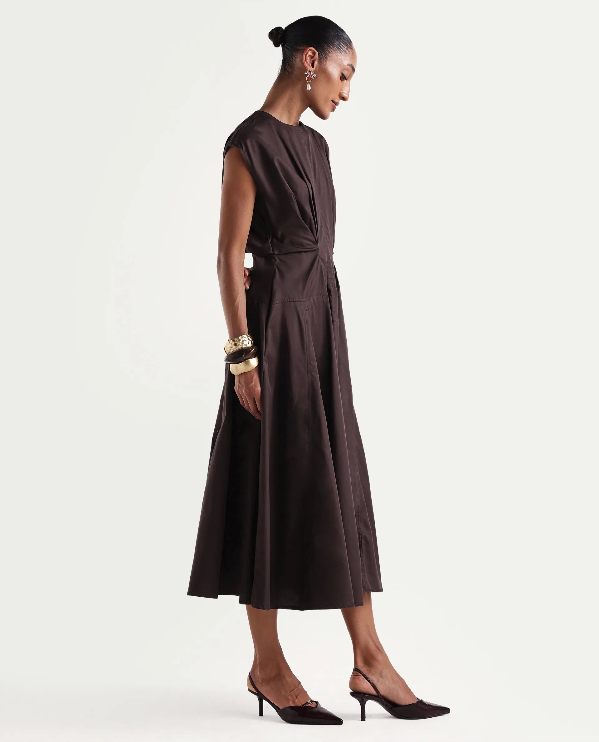 Rareism Women's Onky Brown Cotton Crew Neck Button Relaxed Plain Dress