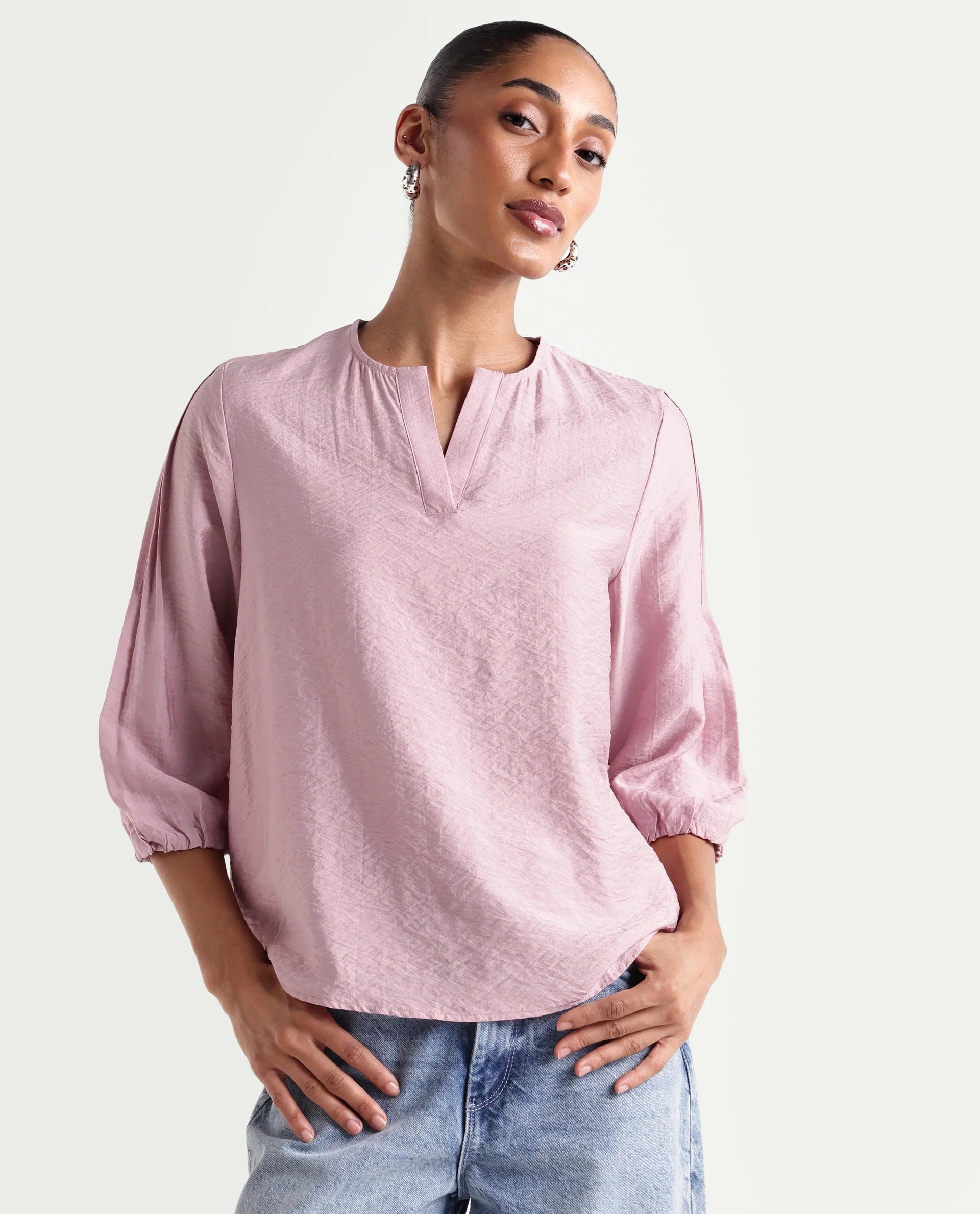 Rareism Women's Varekon Dusky Pink Viscose Blend V-Neck Relaxed Plain Top