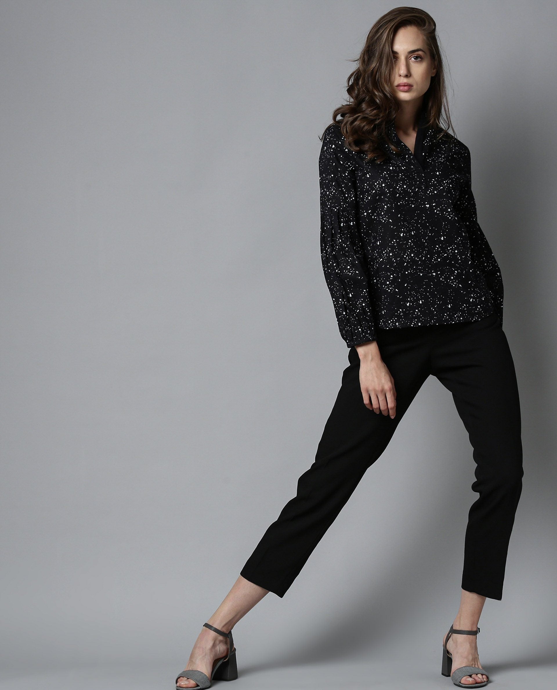 Rareism Women Fog Black Top Cotton Fabric Full Sleeves Crew Neck Print
