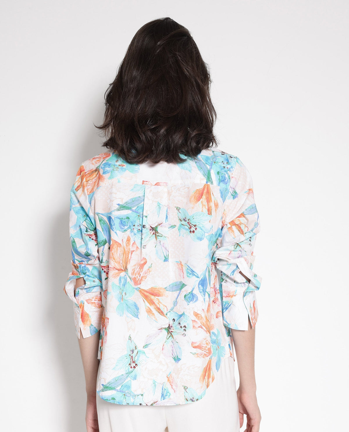 Rareism Women Abbi-SC Off White Cuffed Sleeve Collared Collar Button Relaxed Fit Floral Print Top