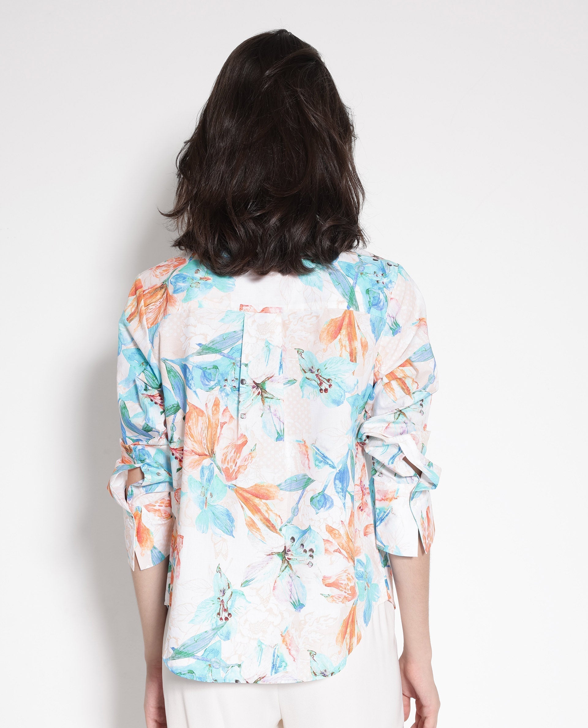 Rareism Women's Abbi Off White Cotton Spread Collar Floral Print Cuffed Sleeve Relaxed Fit Top