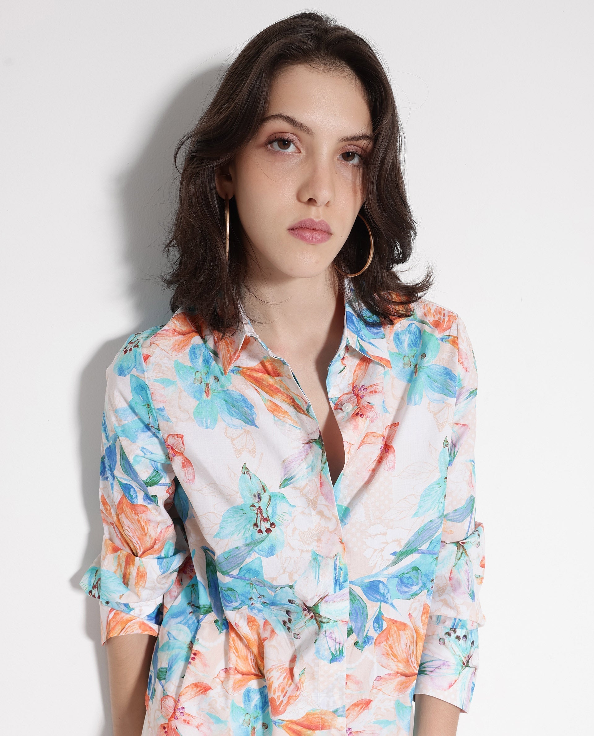 Rareism Women's Abbi Off White Cotton Spread Collar Floral Print Cuffed Sleeve Relaxed Fit Top