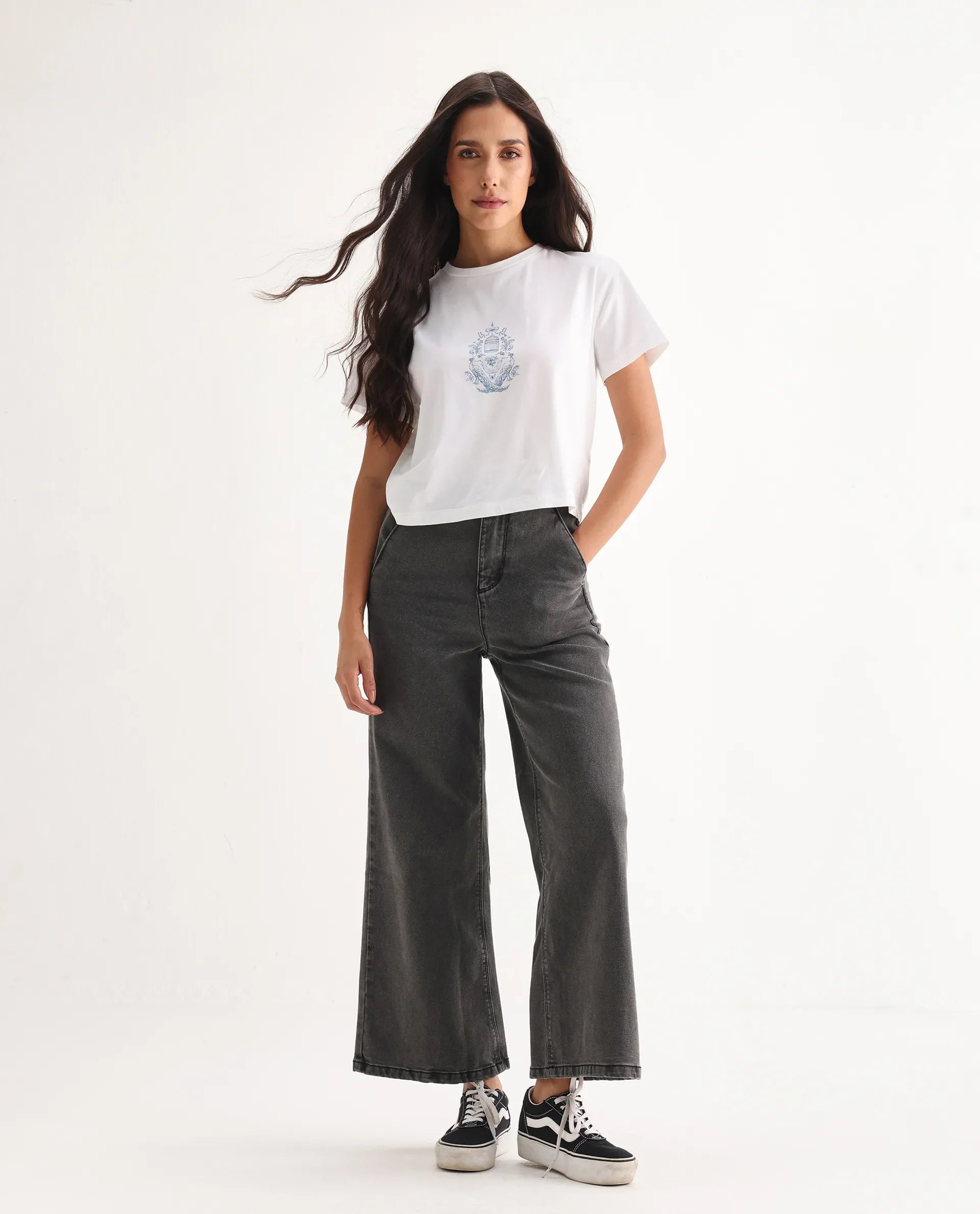 Rareism Women's Adonis Black Cotton Blend Plain Ankle Length Relaxed Fit Jeans