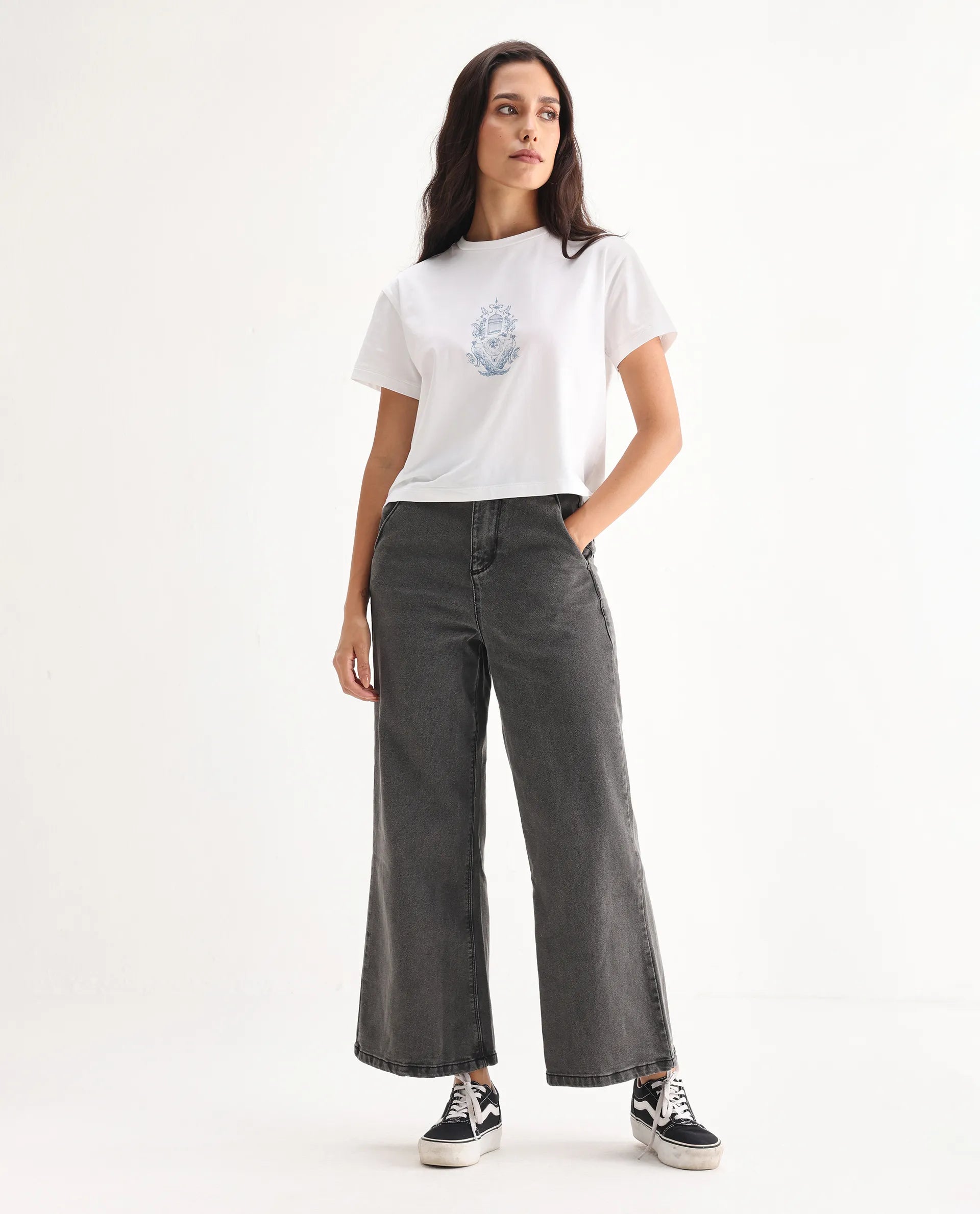 Rareism Women's Adonis Black Cotton Blend Plain Ankle Length Relaxed Fit Jeans