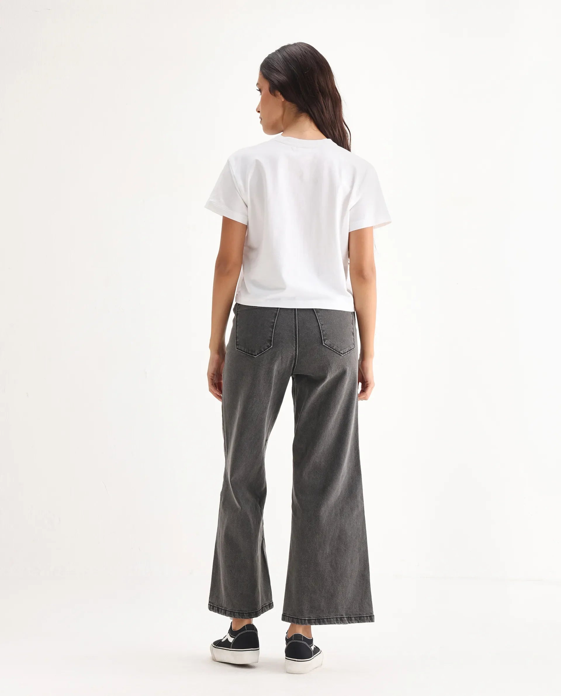 Rareism Women's Adonis Black Cotton Blend Plain Ankle Length Relaxed Fit Jeans